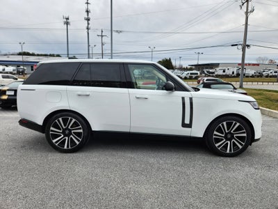 2023 Land Rover Range Rover SE