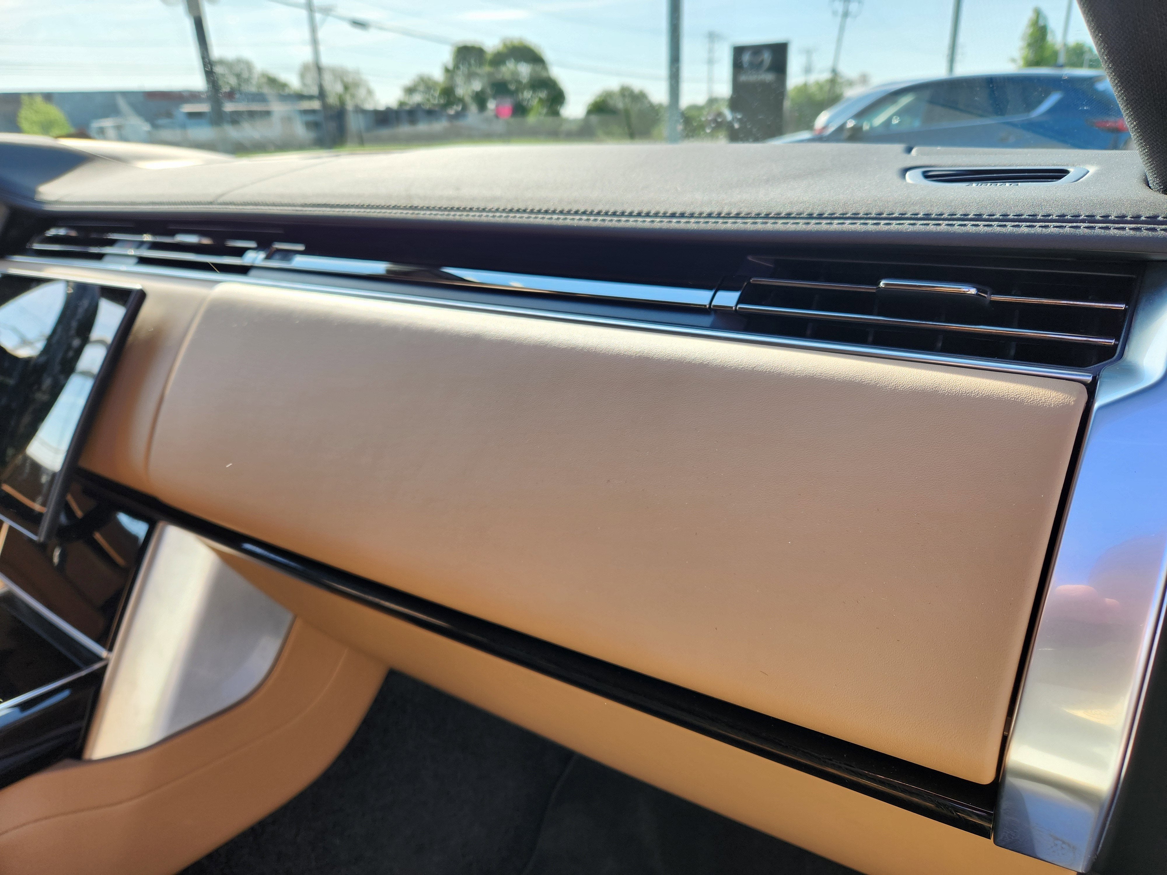 2024 Land Rover Range Rover SE