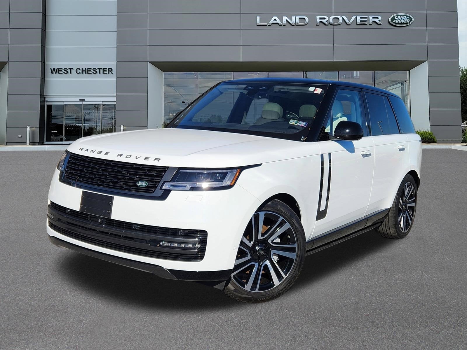 2023 Land Rover Range Rover SE