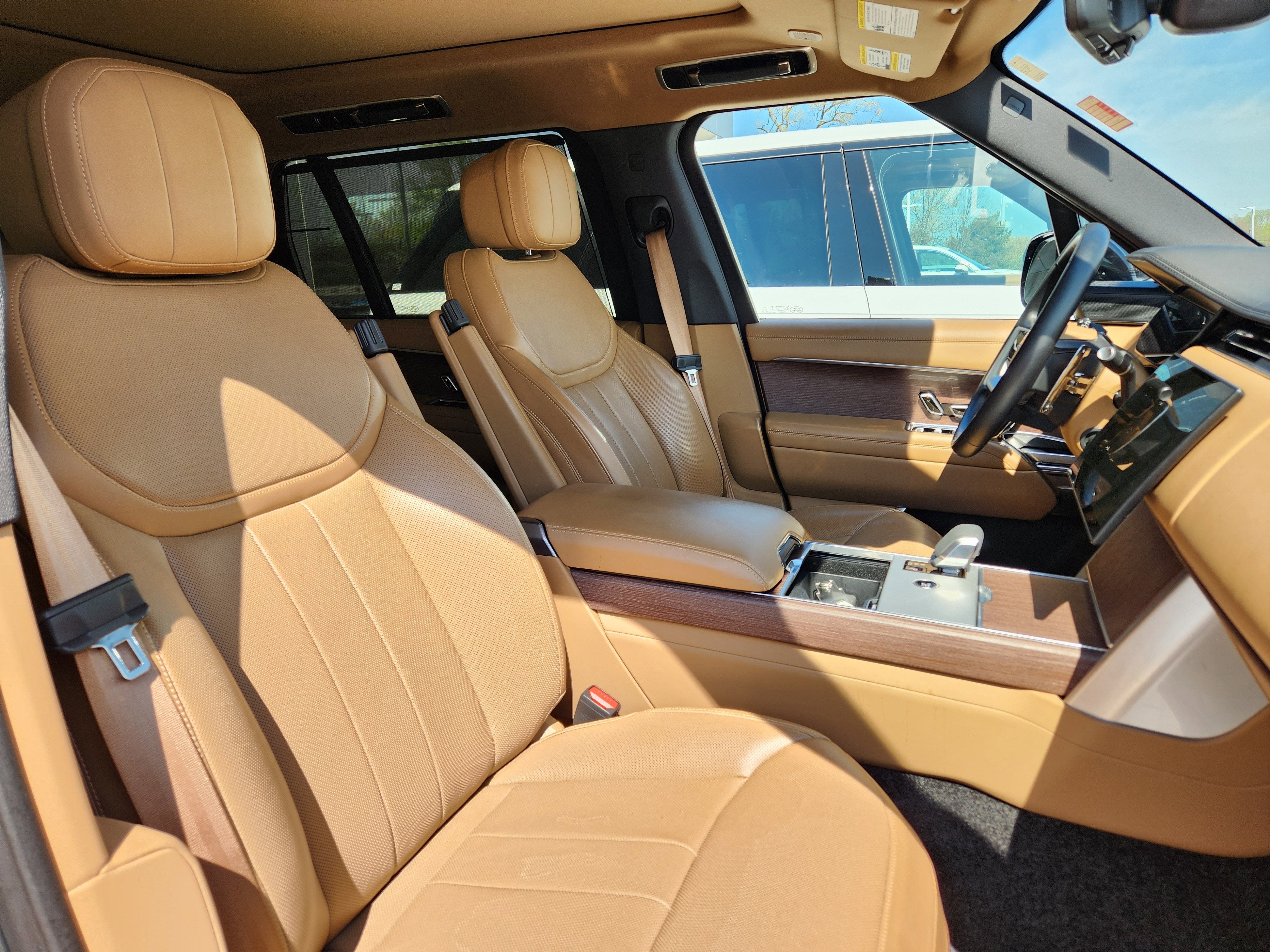 2024 Land Rover Range Rover SE