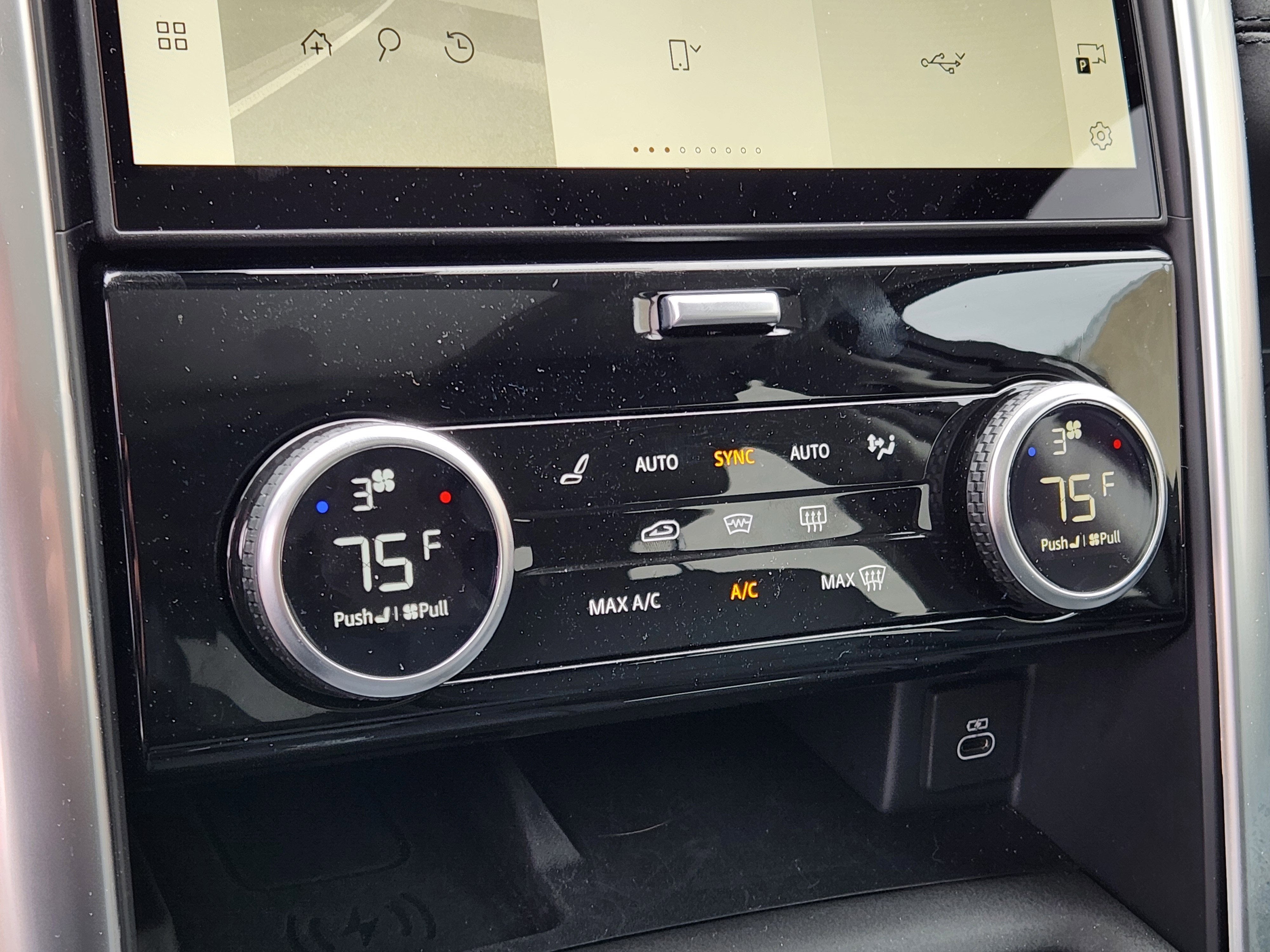 2024 Land Rover Discovery S