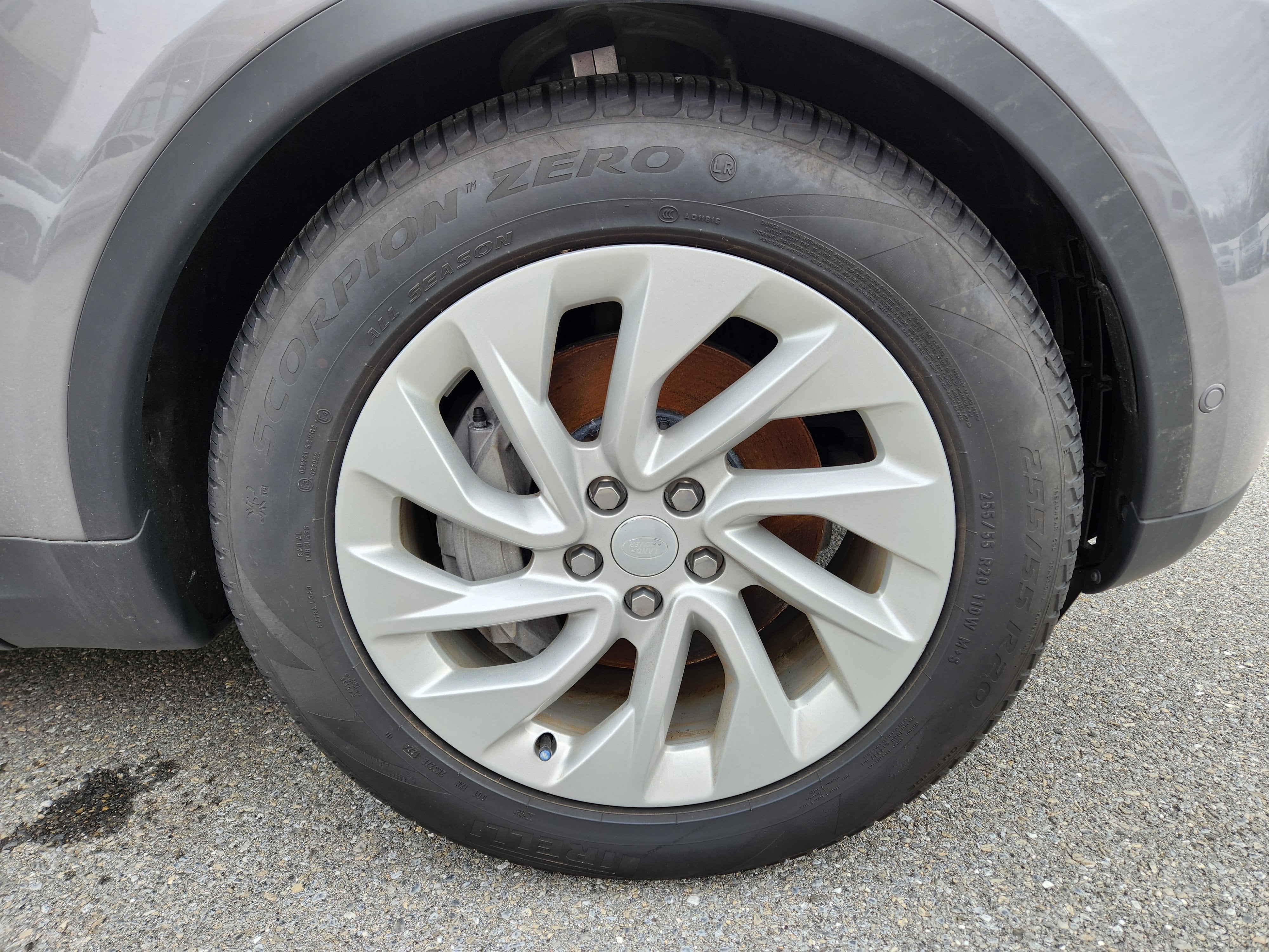 2024 Land Rover Discovery S