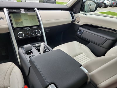 2024 Land Rover Discovery S