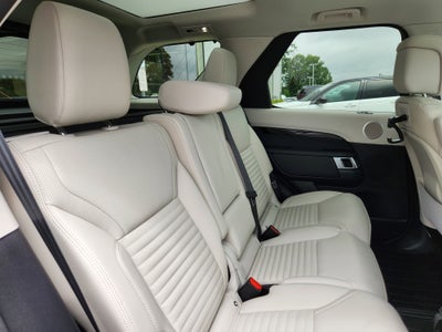 2024 Land Rover Discovery S