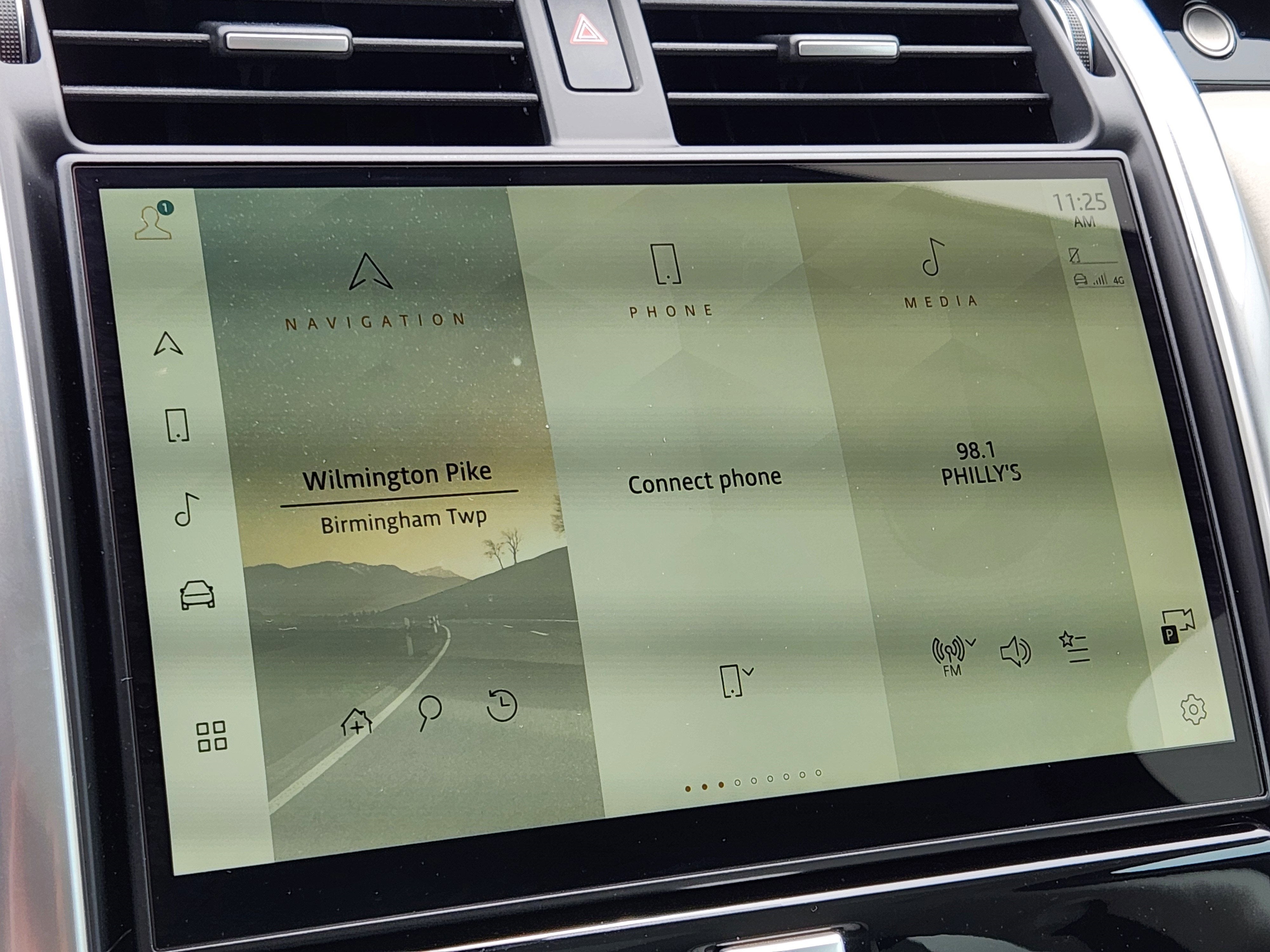 2024 Land Rover Discovery S