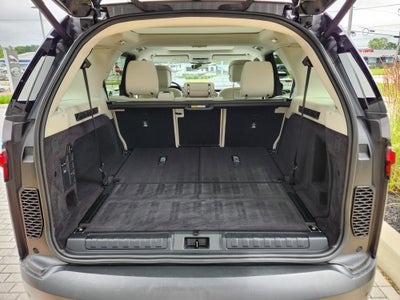 2024 Land Rover Discovery S