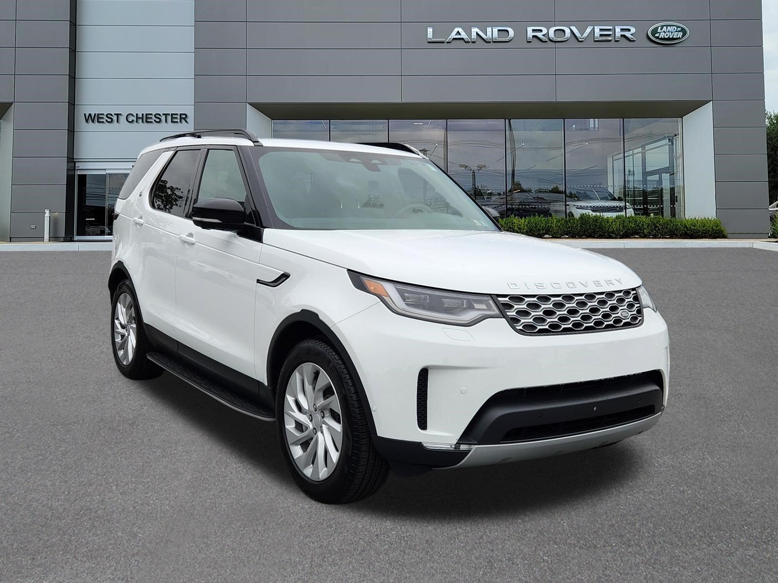 2025 Land Rover Discovery S