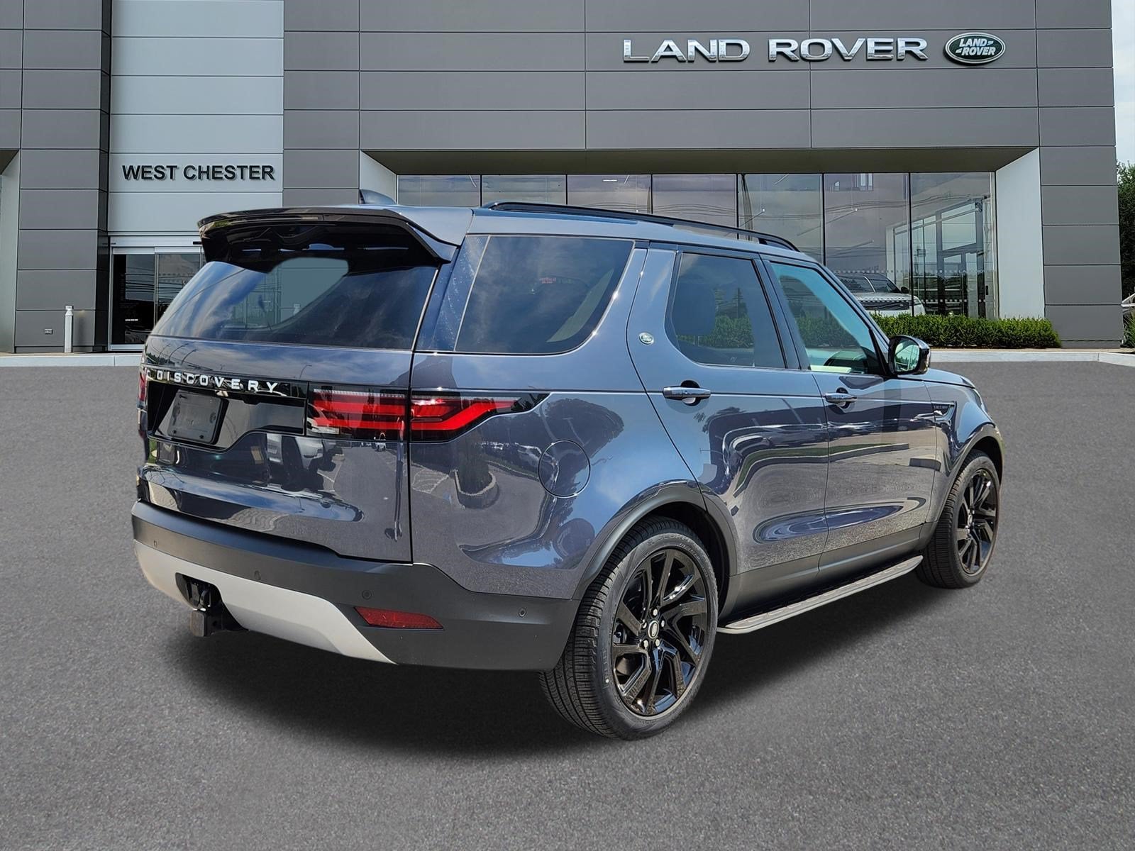 2025 Land Rover Discovery S