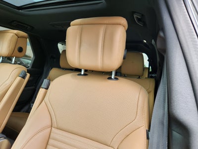 2024 Land Rover Discovery Dynamic SE