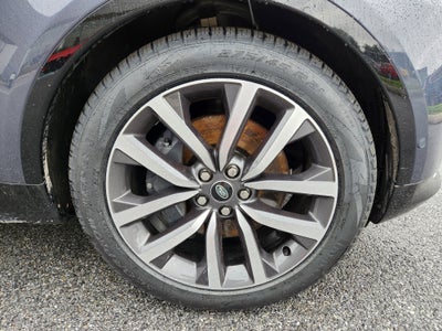 2024 Land Rover Discovery Dynamic SE