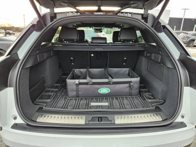 2026 Land Rover Range Rover Velar Dynamic SE