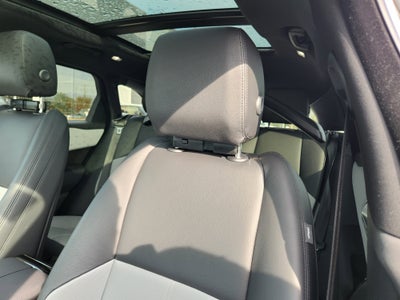 2026 Land Rover Range Rover Velar Dynamic SE