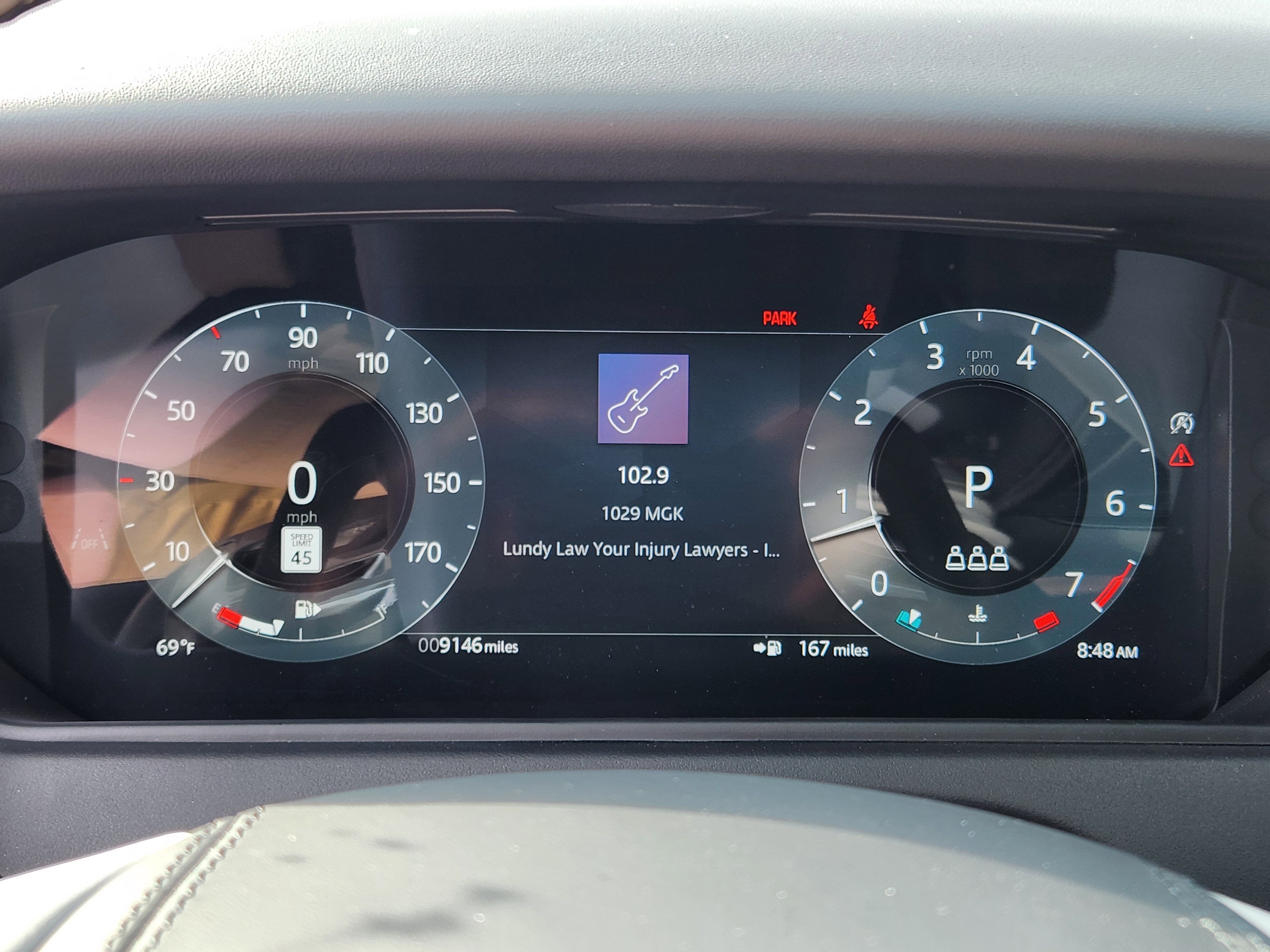 2026 Land Rover Range Rover Velar Dynamic SE