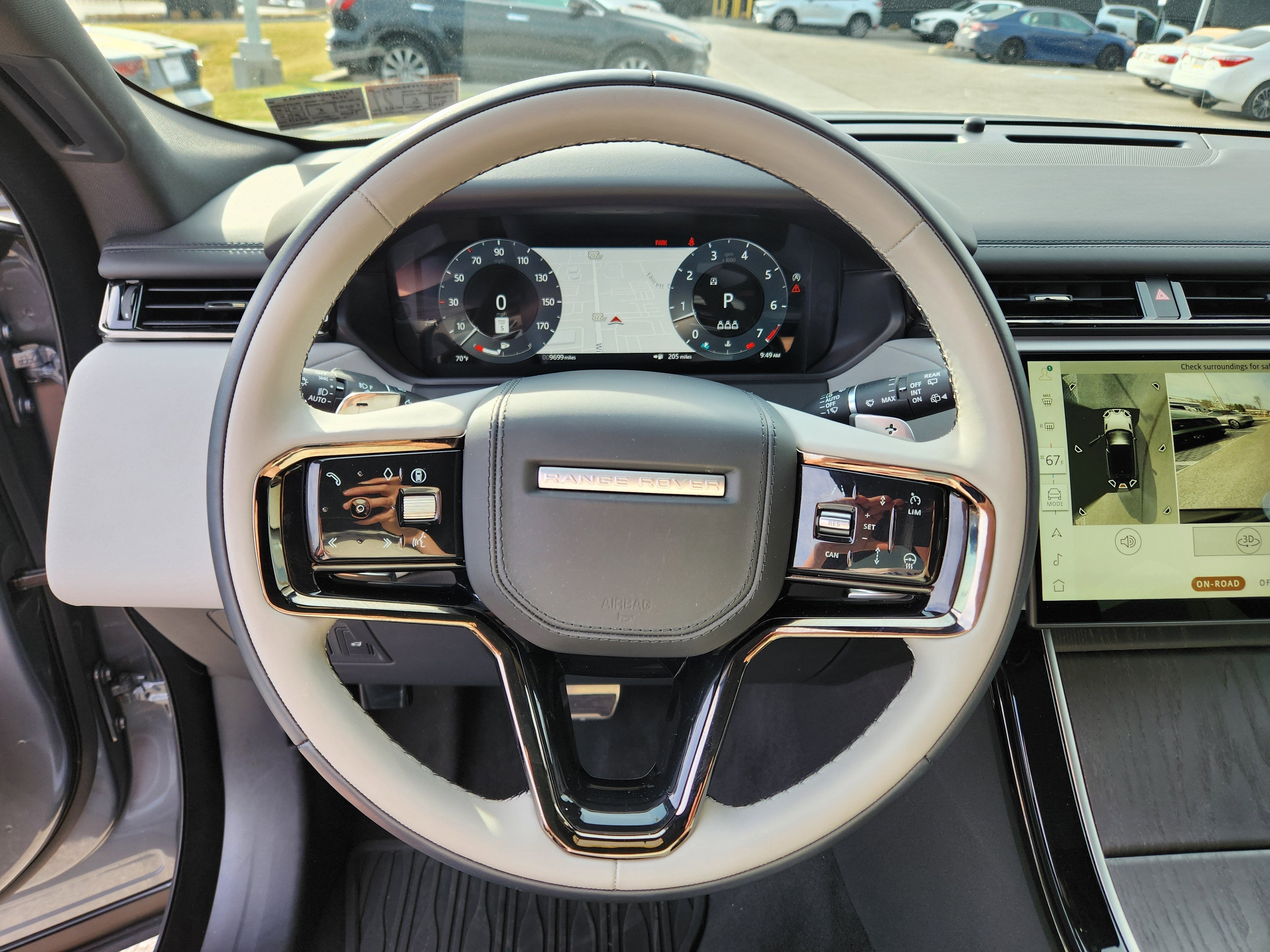 2026 Land Rover Range Rover Velar Dynamic SE