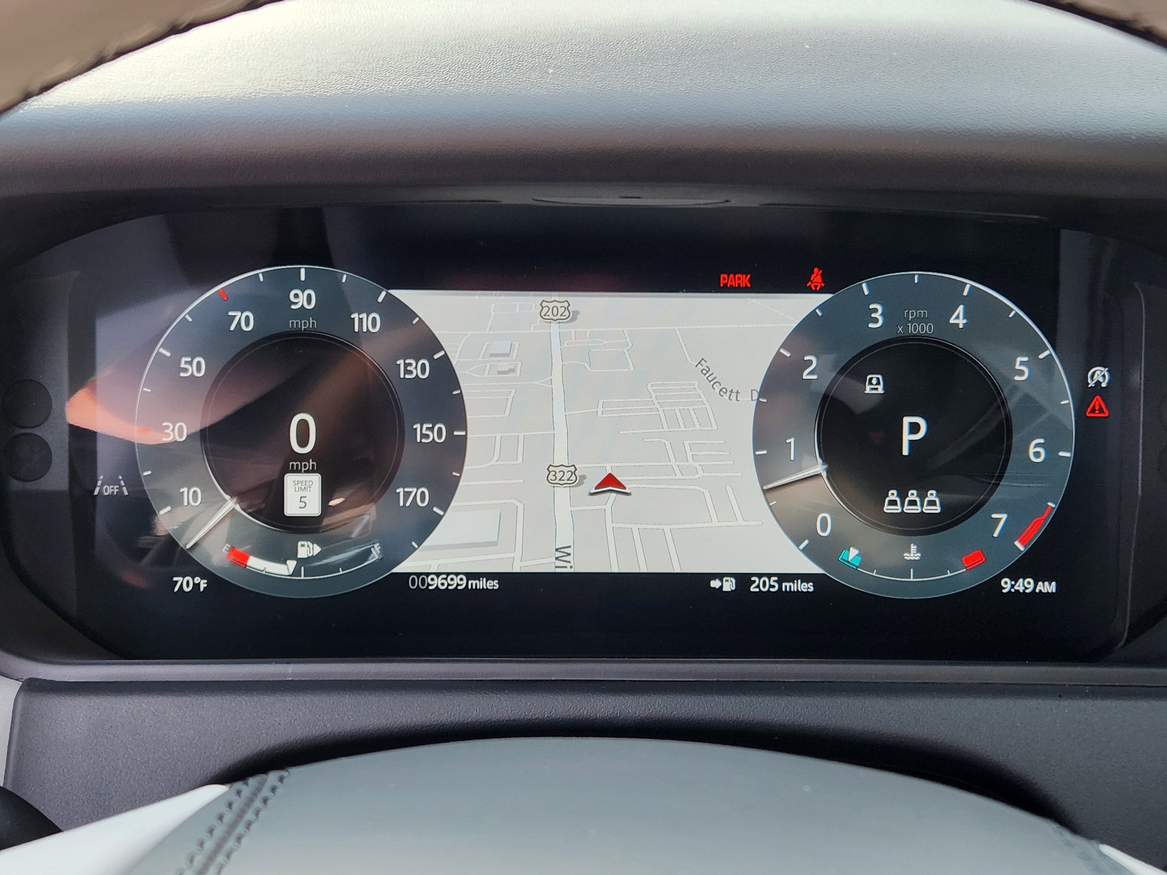 2026 Land Rover Range Rover Velar Dynamic SE