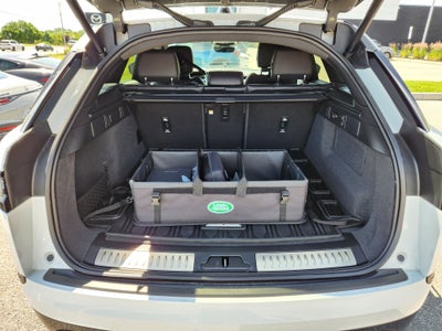 2026 Land Rover Range Rover Velar Dynamic SE