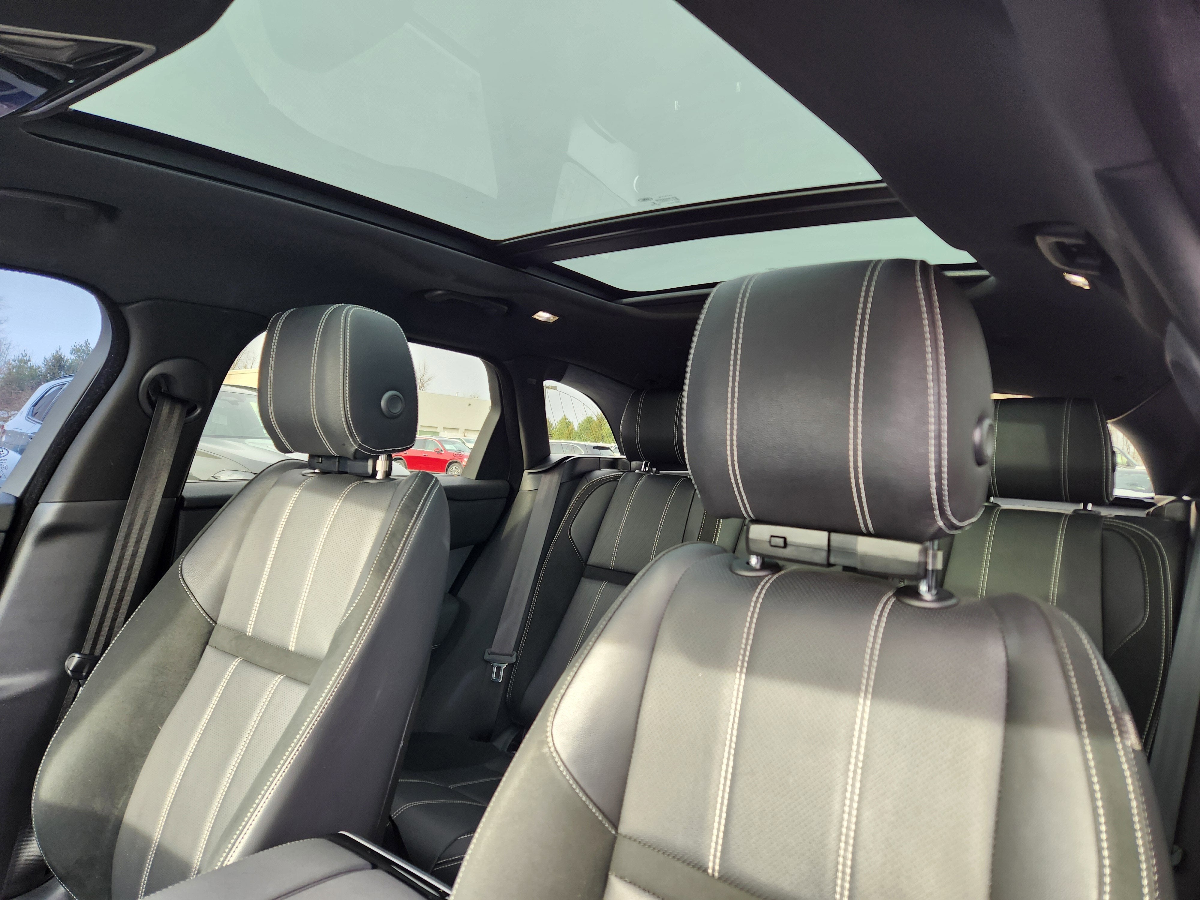 2022 Land Rover Range Rover Velar P250 R-Dynamic S