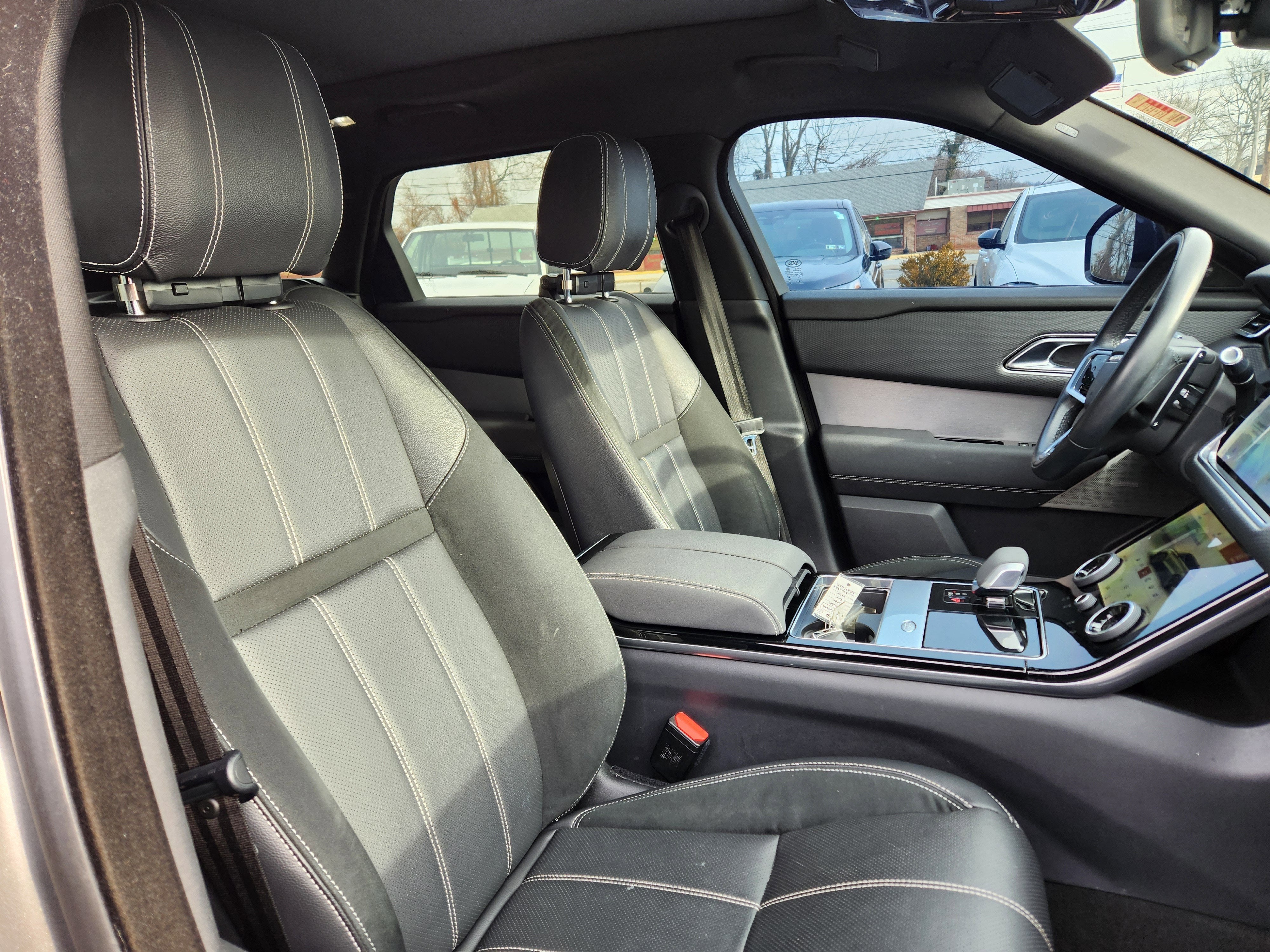 2022 Land Rover Range Rover Velar P250 R-Dynamic S