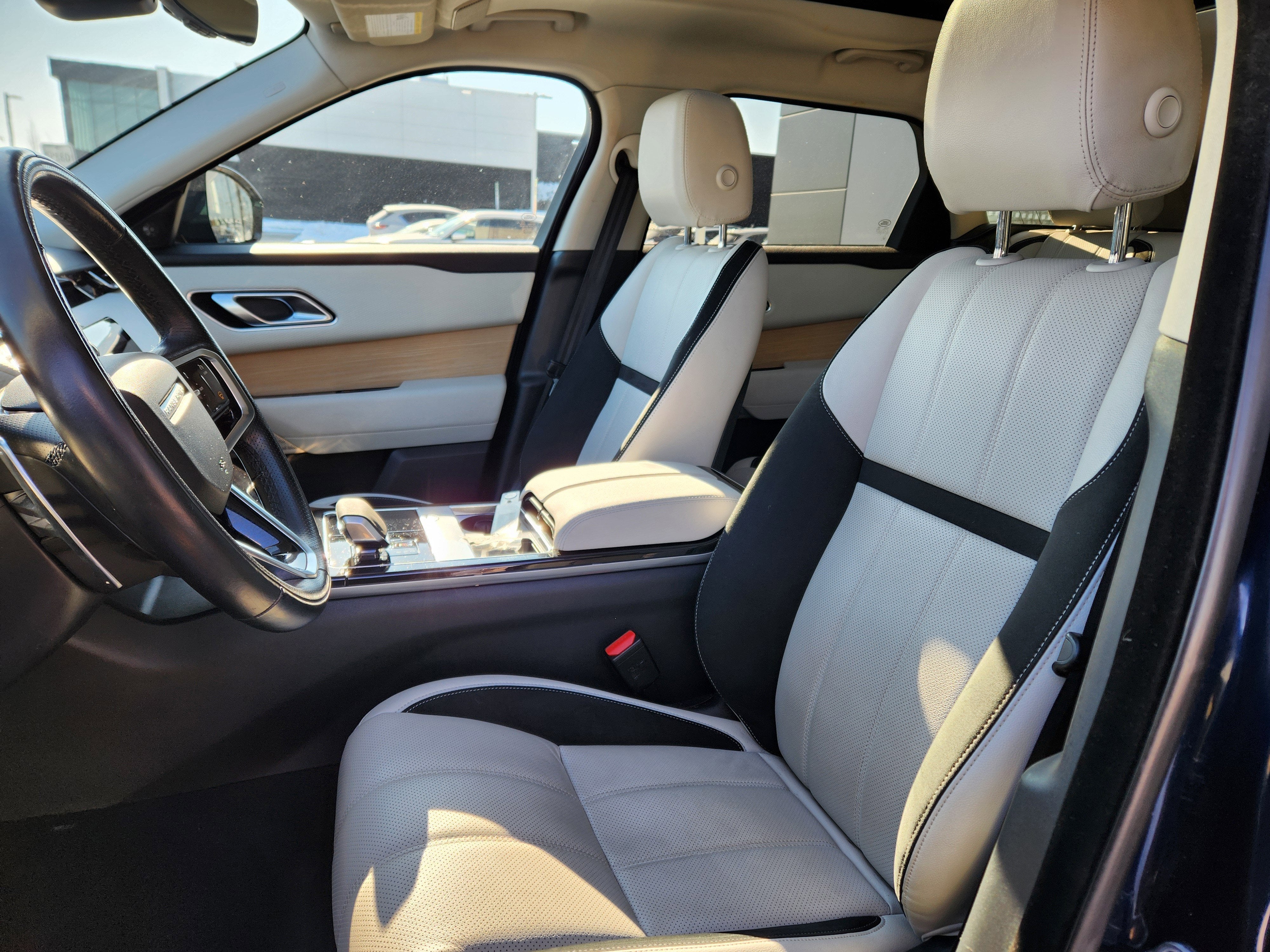 2022 Land Rover Range Rover Velar P250 R-Dynamic S