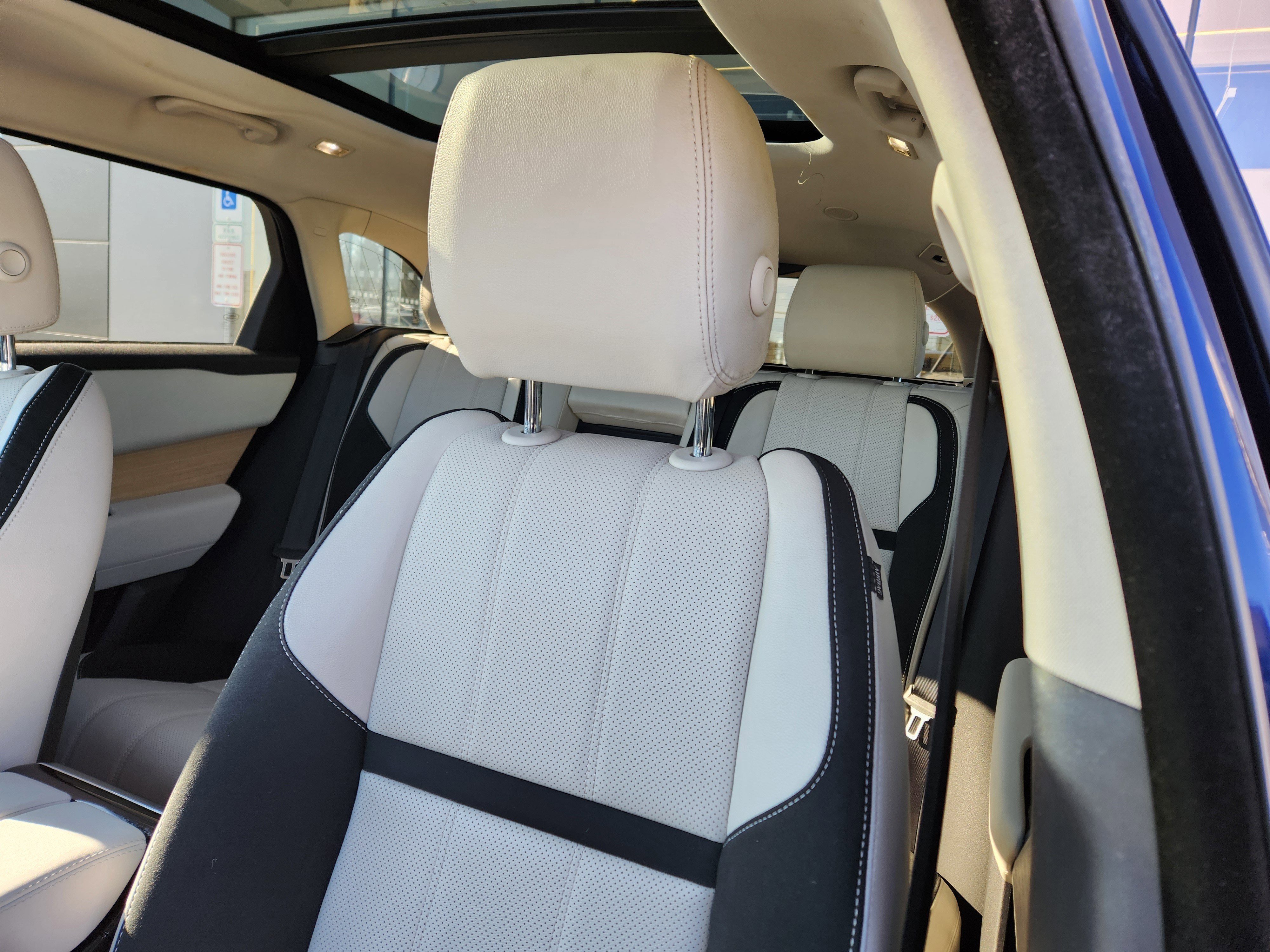 2022 Land Rover Range Rover Velar P250 R-Dynamic S