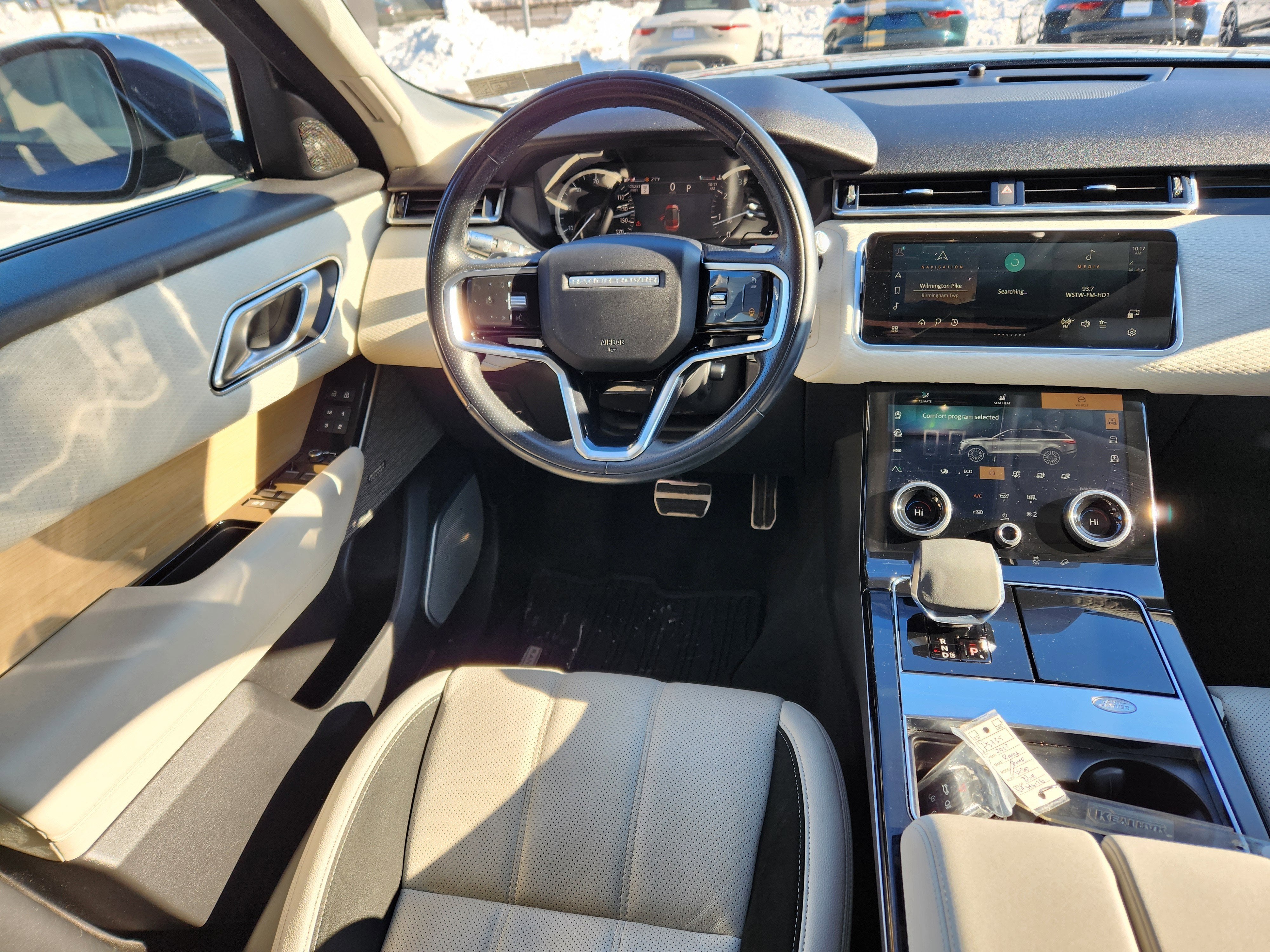 2022 Land Rover Range Rover Velar P250 R-Dynamic S
