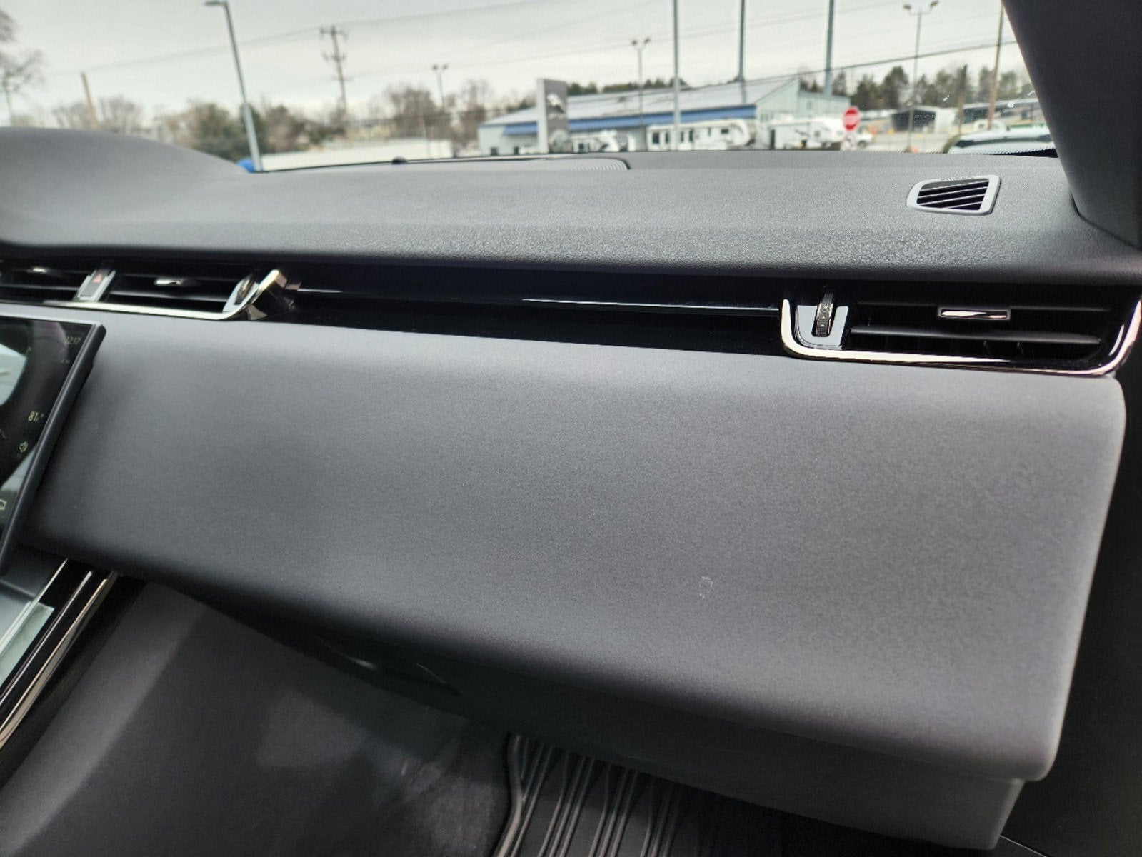 2024 Land Rover Range Rover Evoque Core S