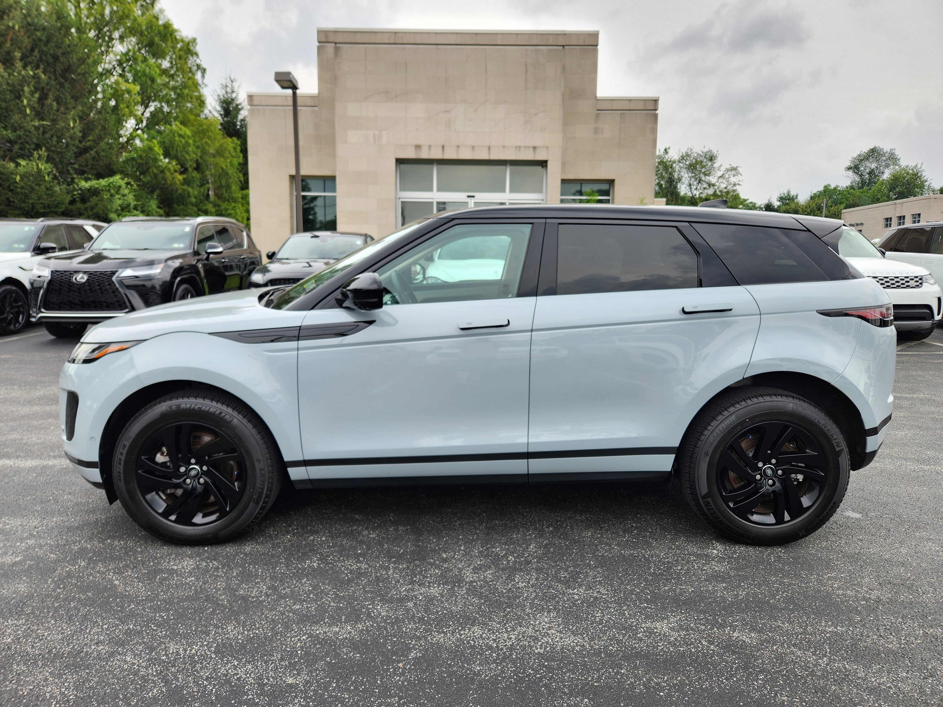 2025 Land Rover Range Rover Evoque S