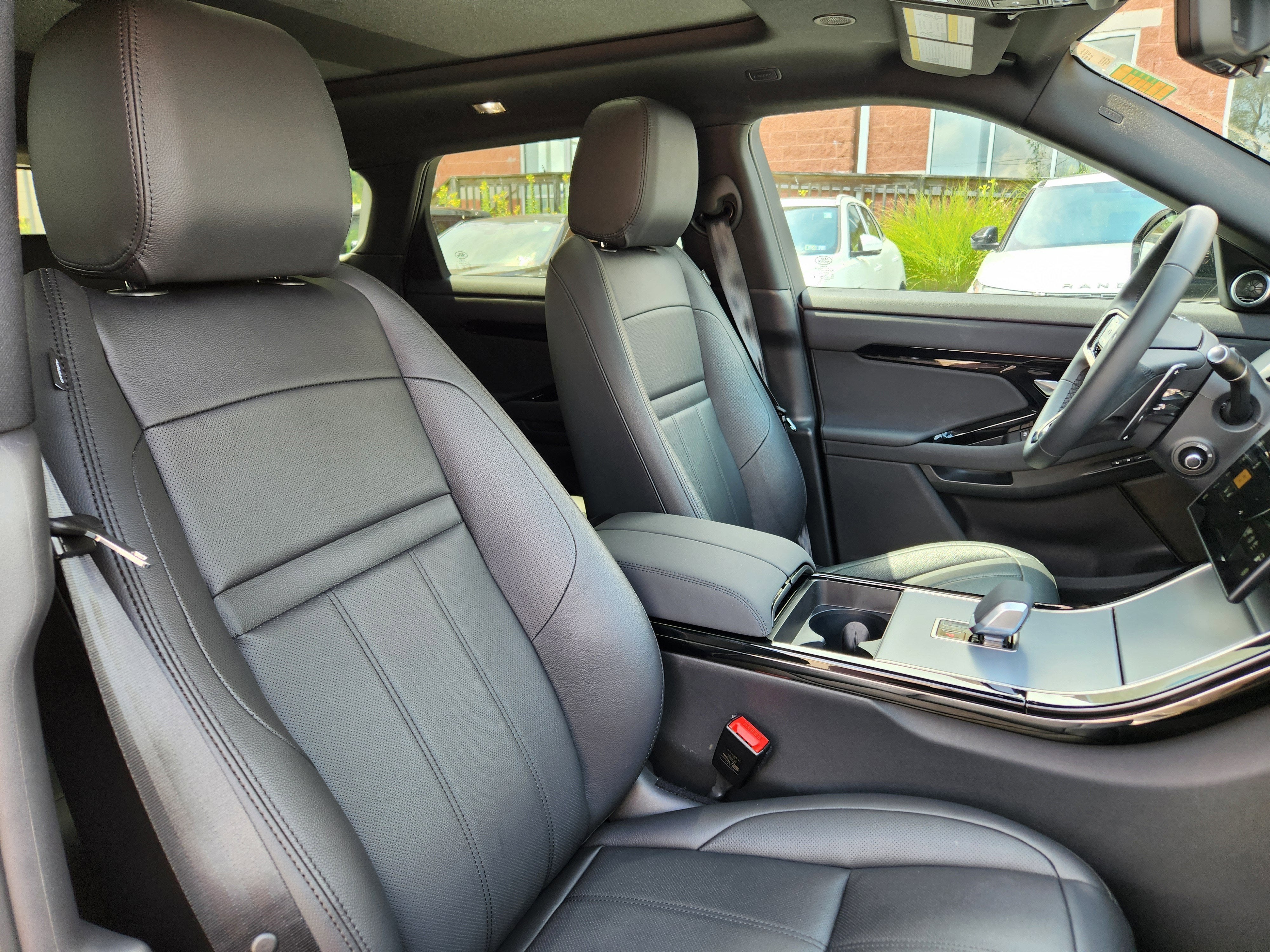 2025 Land Rover Range Rover Evoque S