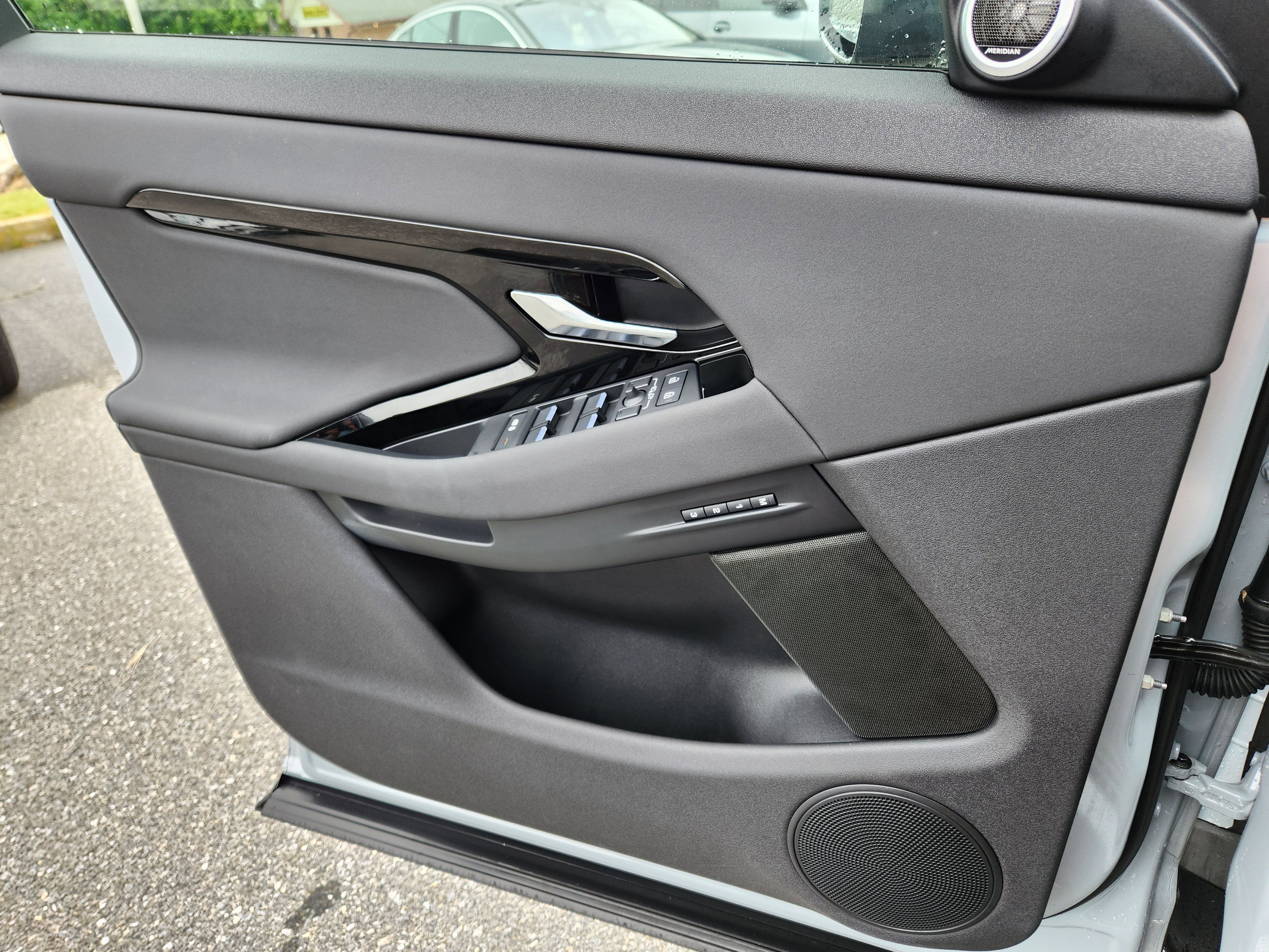 2025 Land Rover Range Rover Evoque S