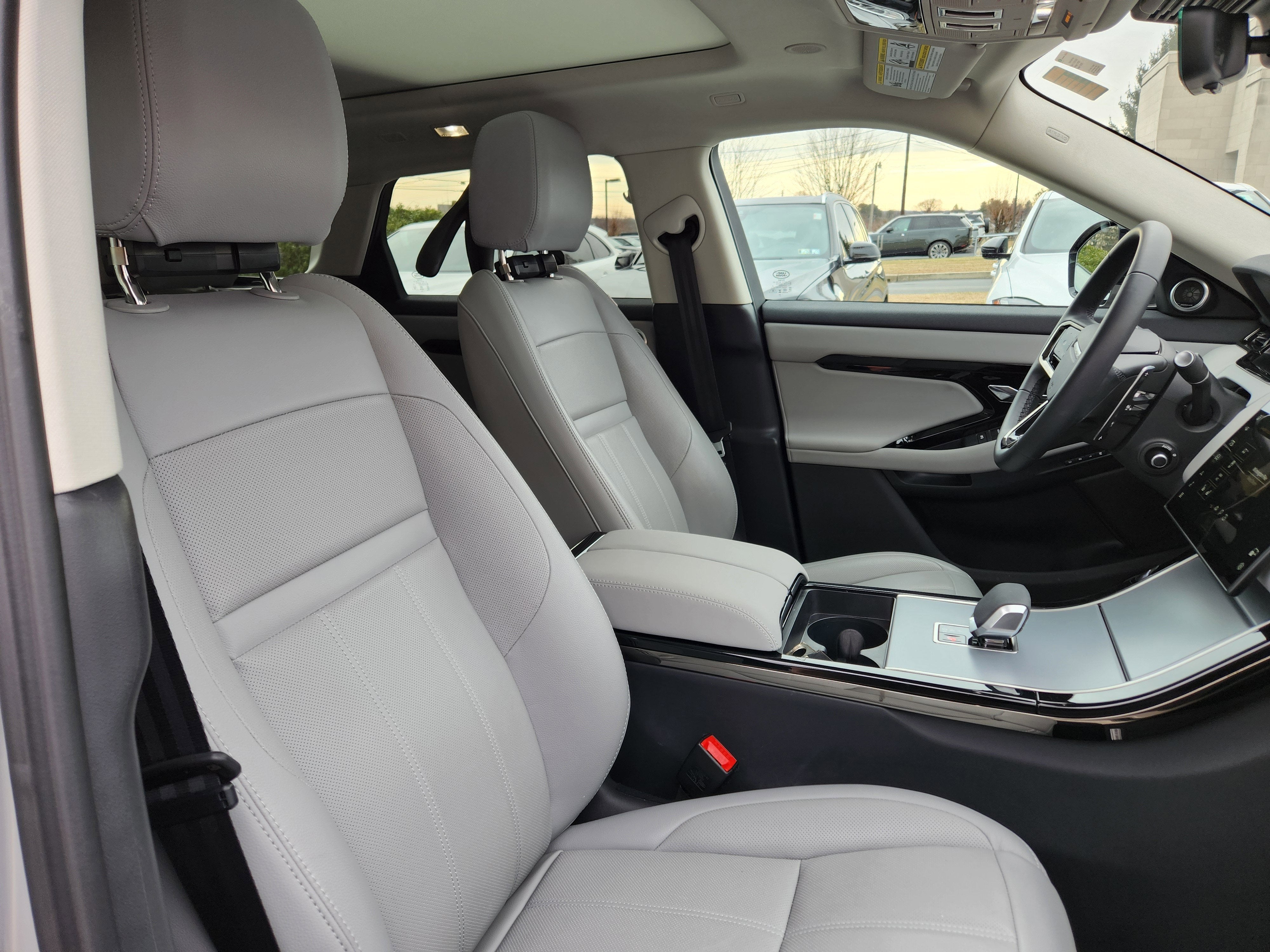 2025 Land Rover Range Rover Evoque S