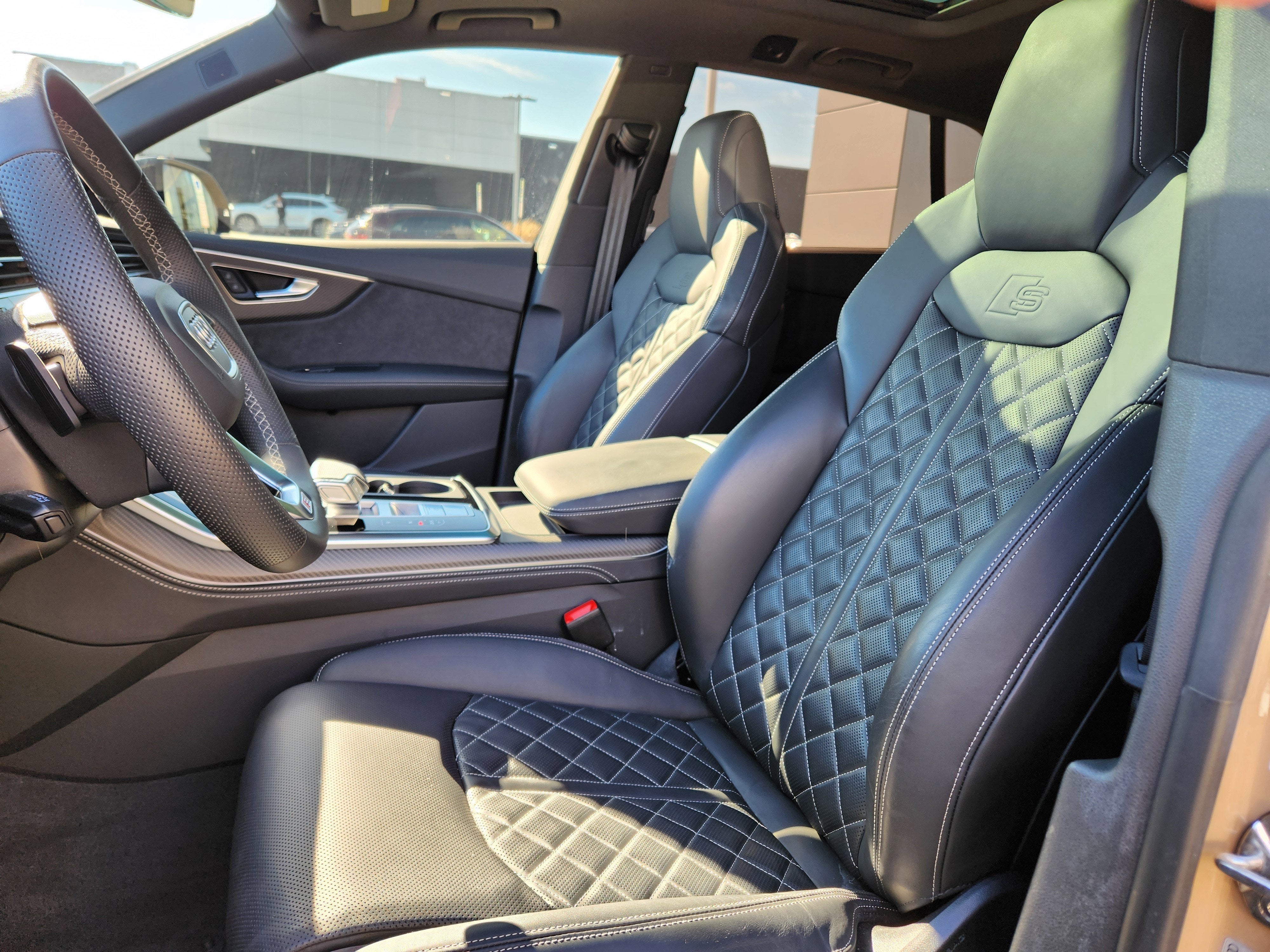 2024 Audi SQ8 4.0T Premium Plus