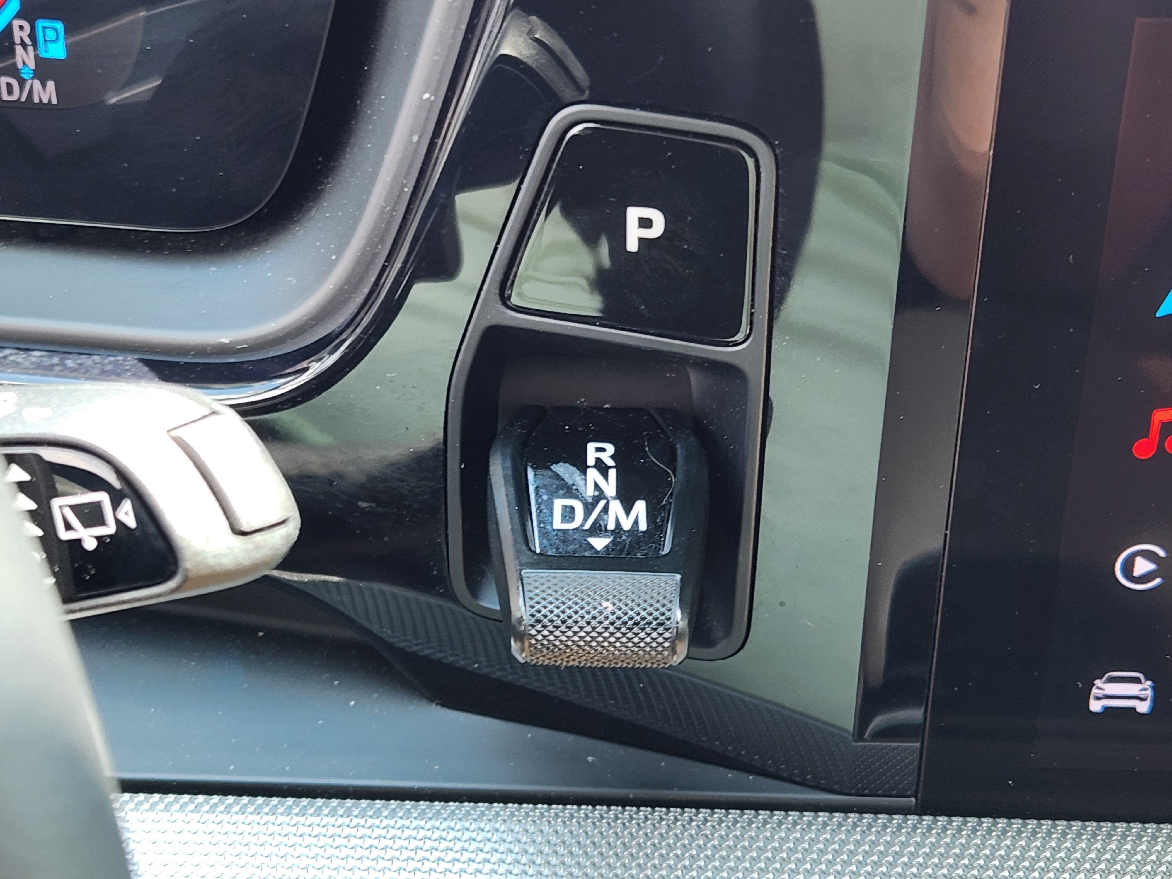 2025 Porsche Cayenne AWD
