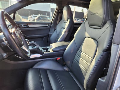 2023 Porsche Cayenne Turbo