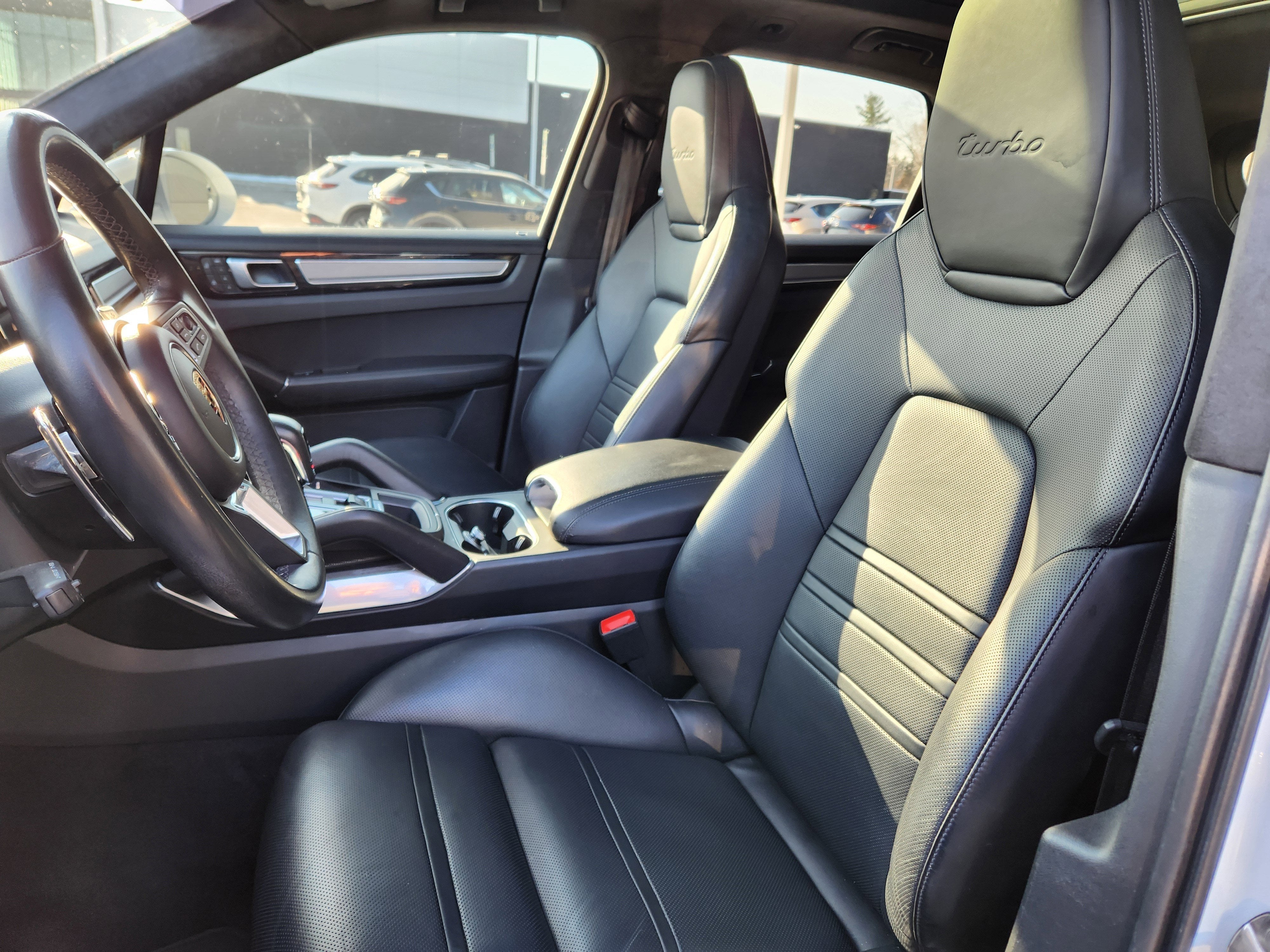 2023 Porsche Cayenne Turbo