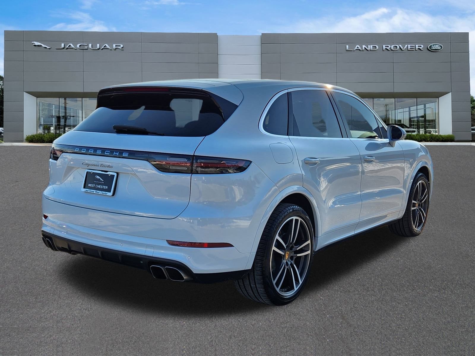 2023 Porsche Cayenne Turbo