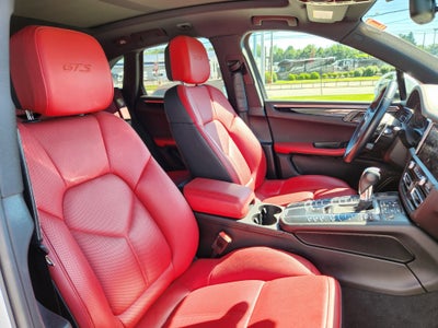 2021 Porsche Macan GTS