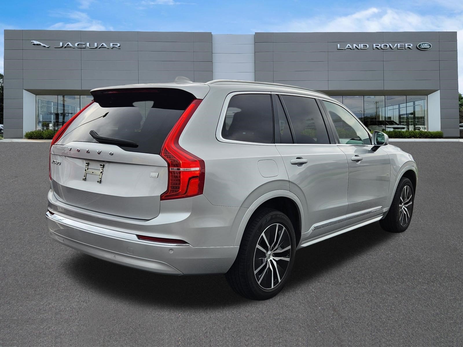 2022 Volvo XC90 Recharge Plug-In Hybrid T8 Inscription Expression 7 Passenger