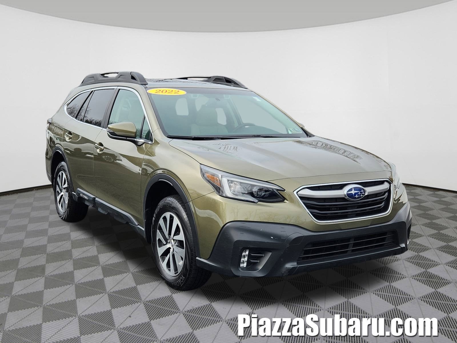 2022 Subaru Outback Premium Blind Spot Detection w/ Rear Cross Traffic Alert +