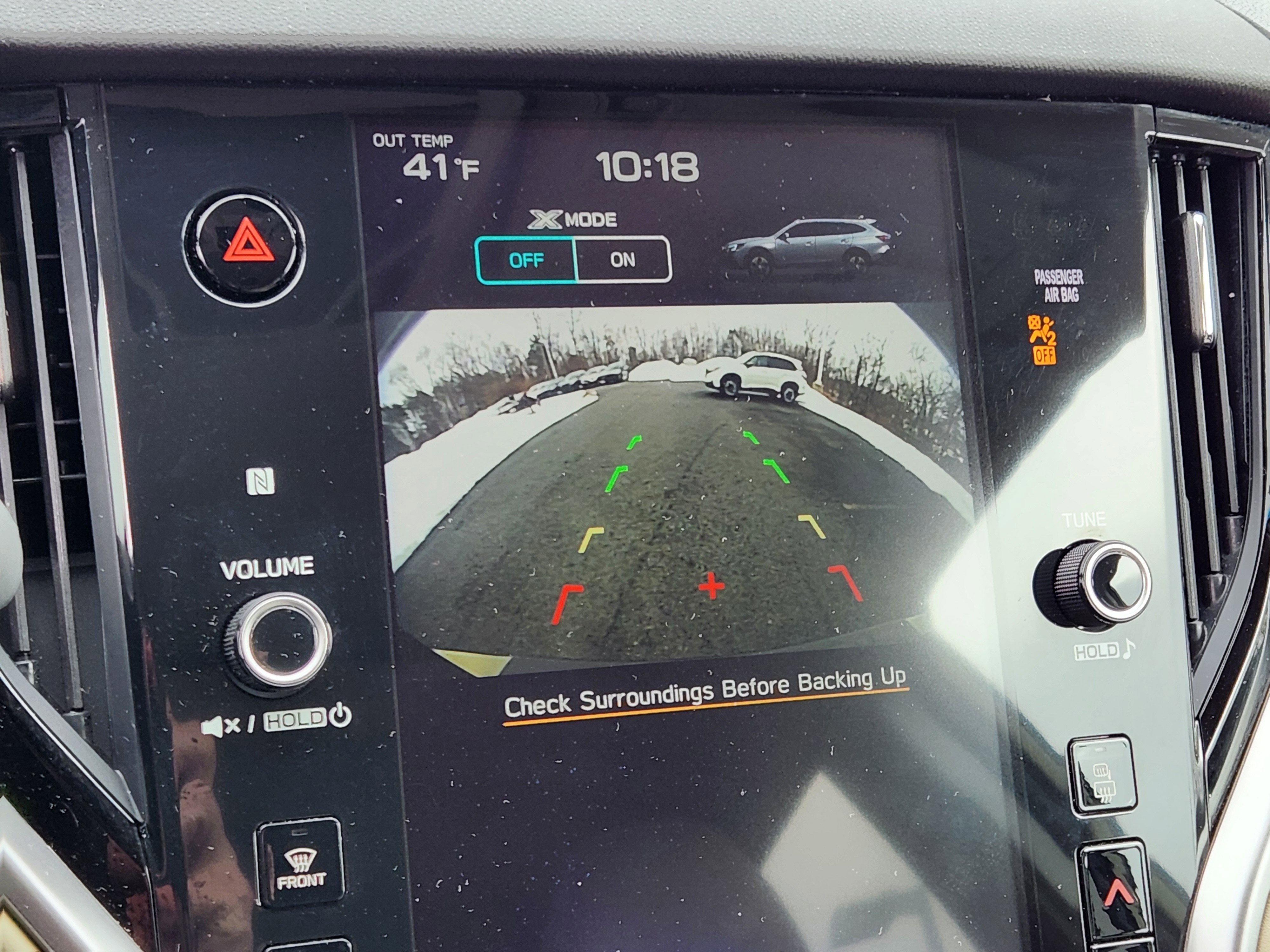 2022 Subaru Outback Premium Blind Spot Detection w/ Rear Cross Traffic Alert +