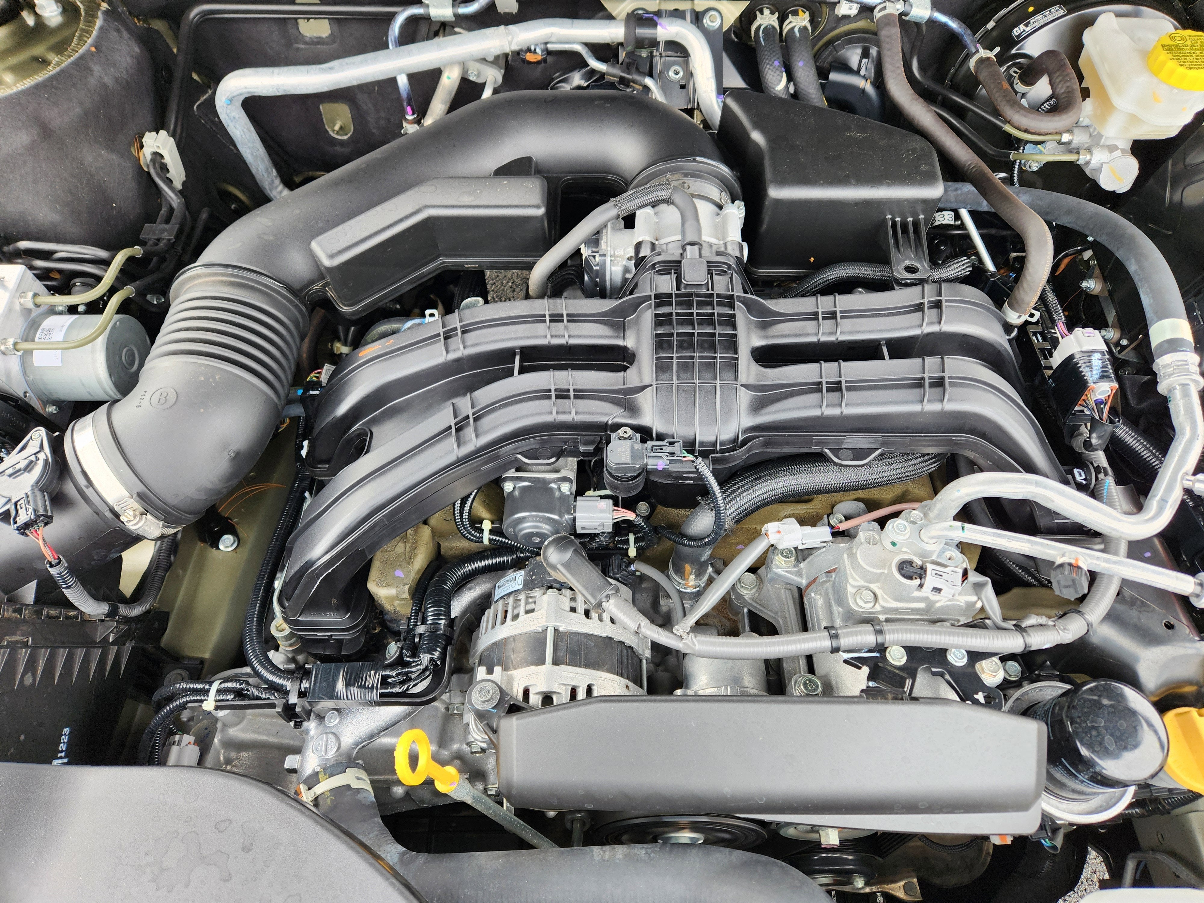 2022 Subaru Outback Premium Blind Spot Detection w/ Rear Cross Traffic Alert +