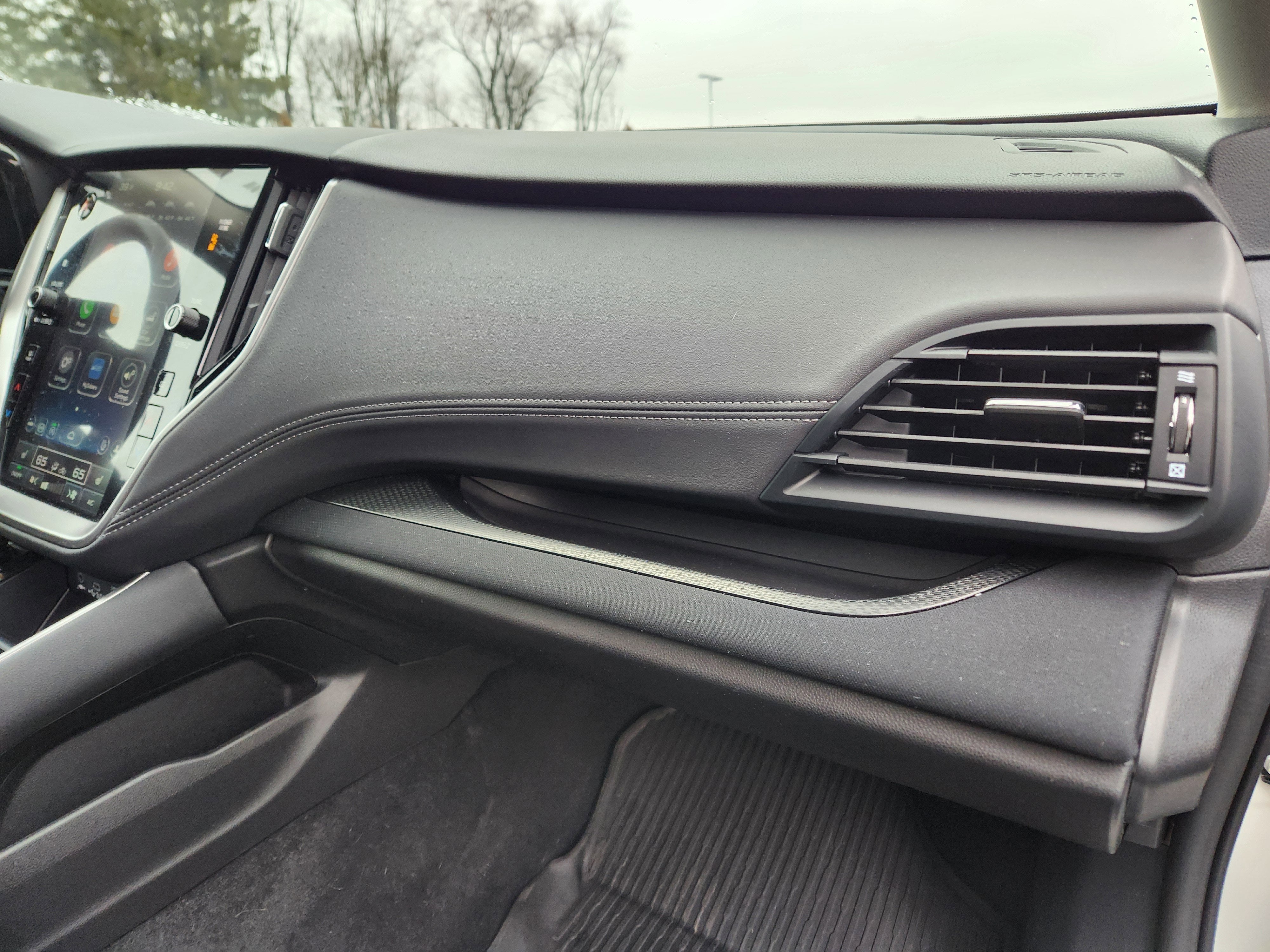 2025 Subaru Outback Premium Blind Spot Detection w/ Rear Cross Traffic Alert +