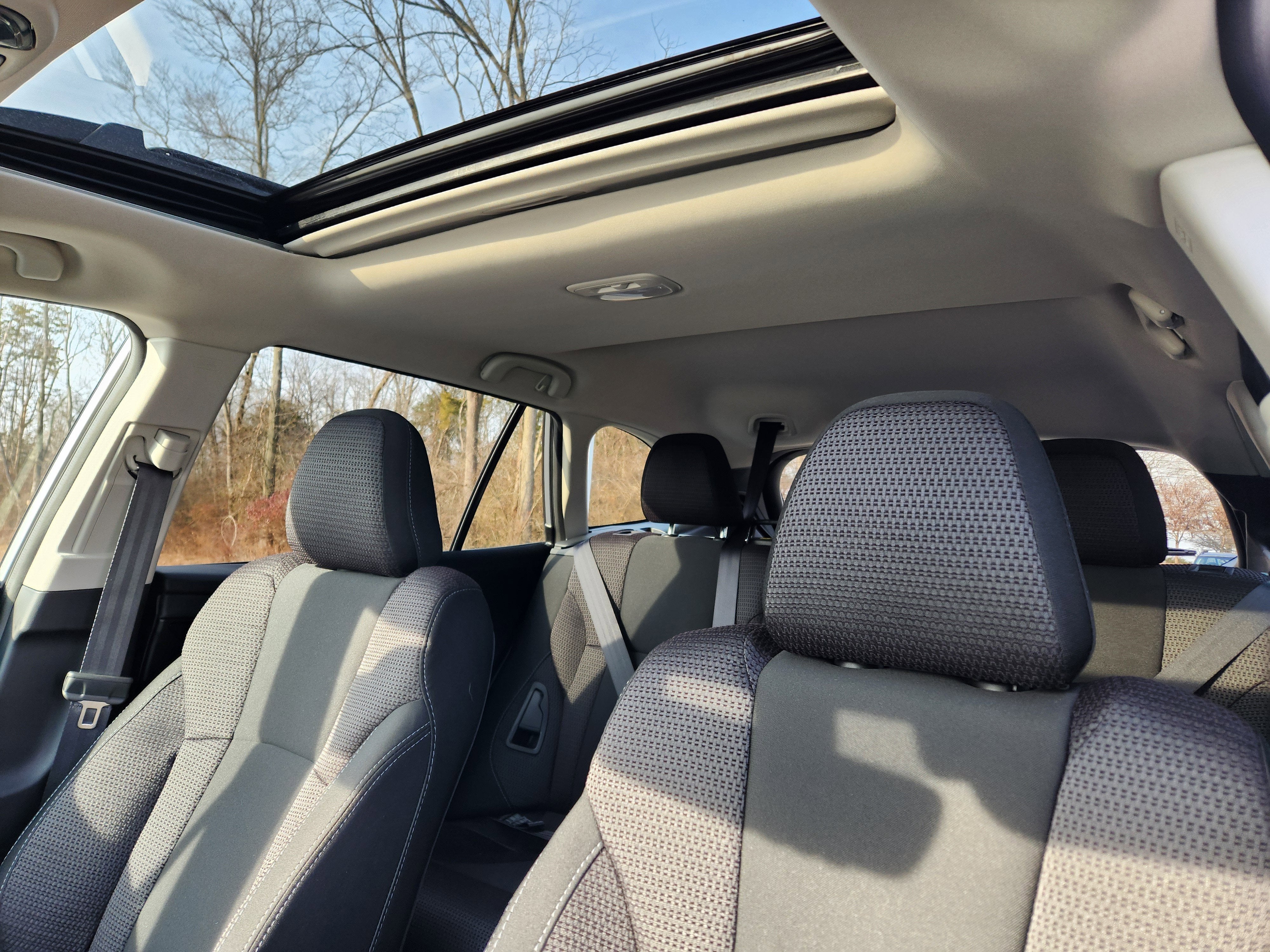 2025 Subaru Outback Premium Blind Spot Detection w/ Rear Cross Traffic Alert +