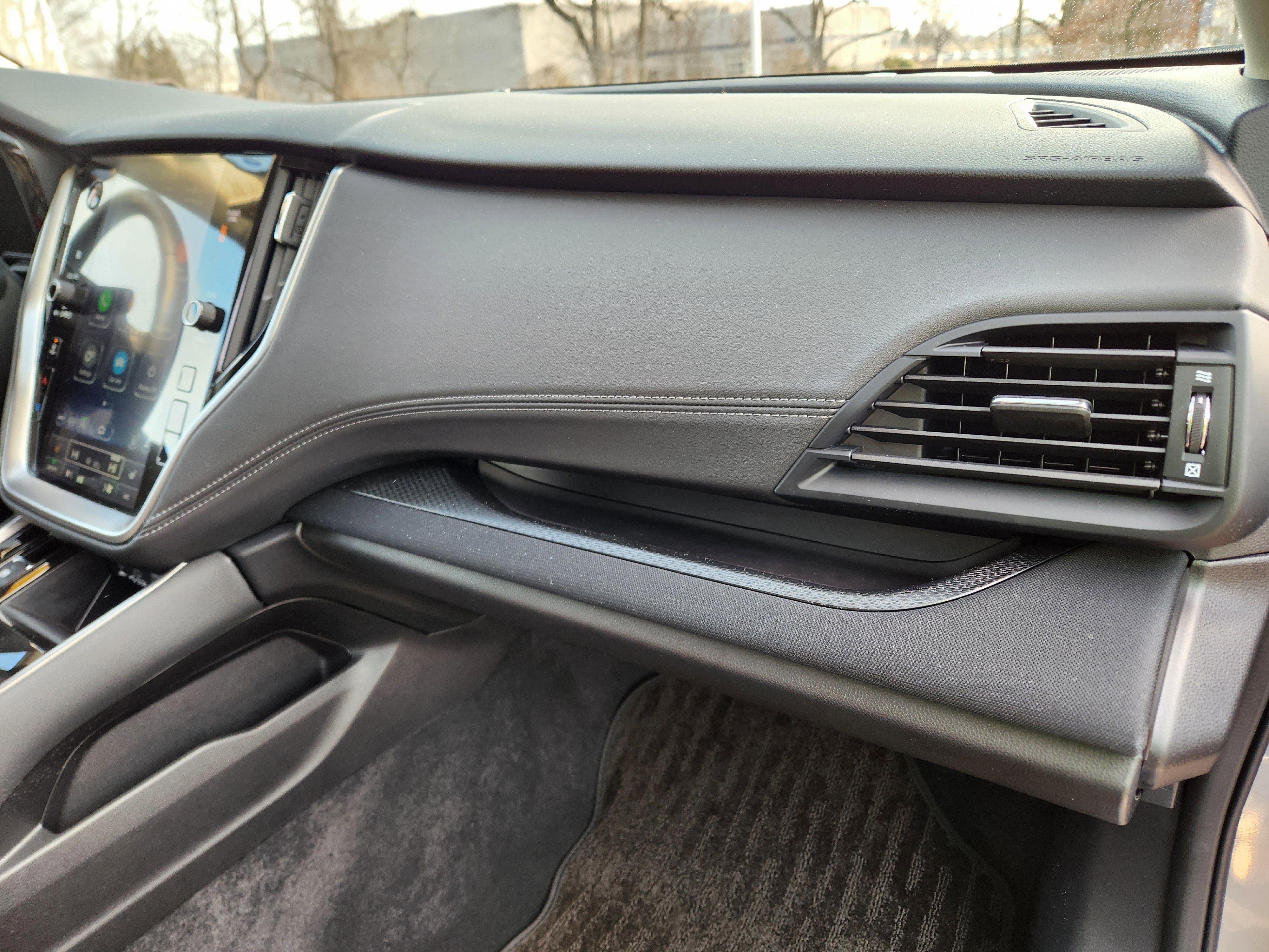 2025 Subaru Outback Premium Blind Spot Detection w/ Rear Cross Traffic Alert +