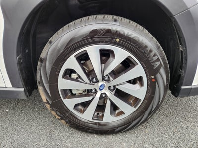 2025 Subaru Outback Premium Blind Spot Detection w/ Rear Cross Traffic Alert +