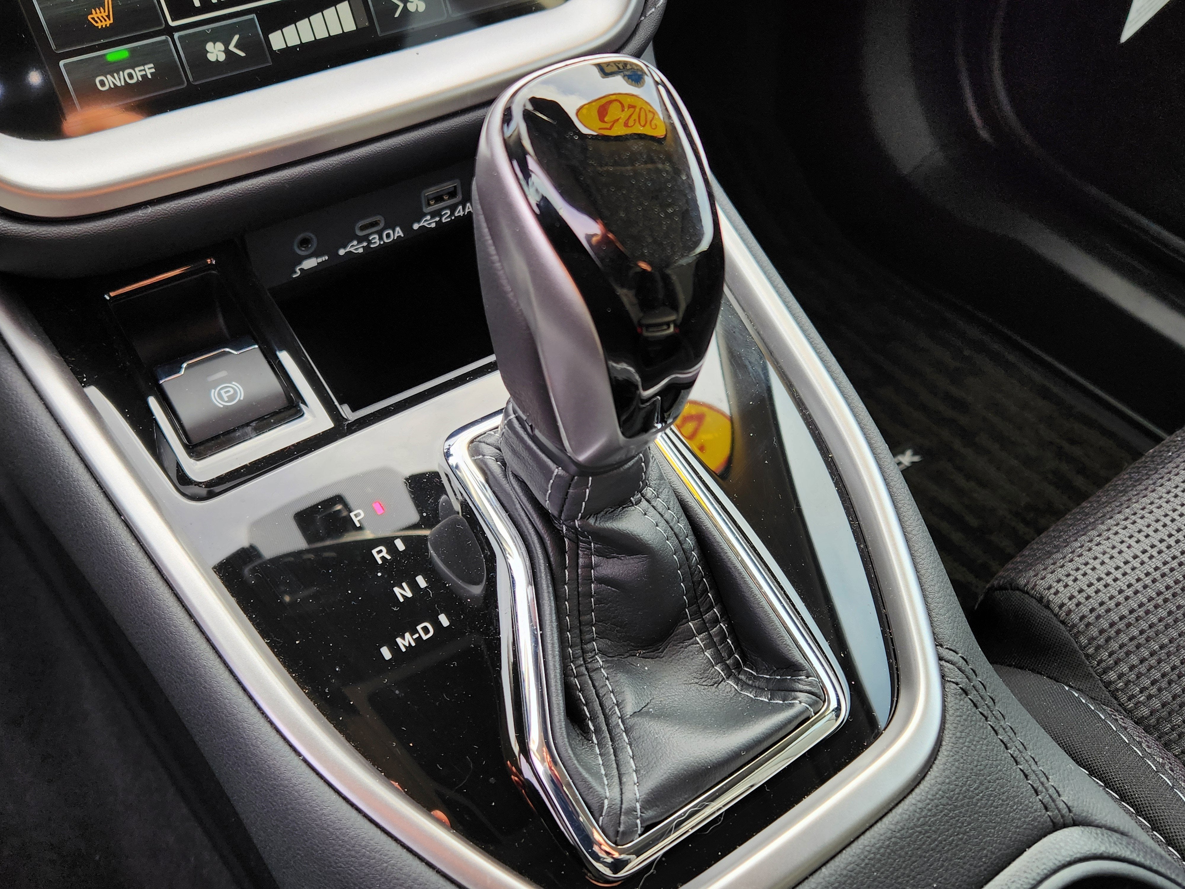 2025 Subaru Outback Premium Blind Spot Detection w/ Rear Cross Traffic Alert +