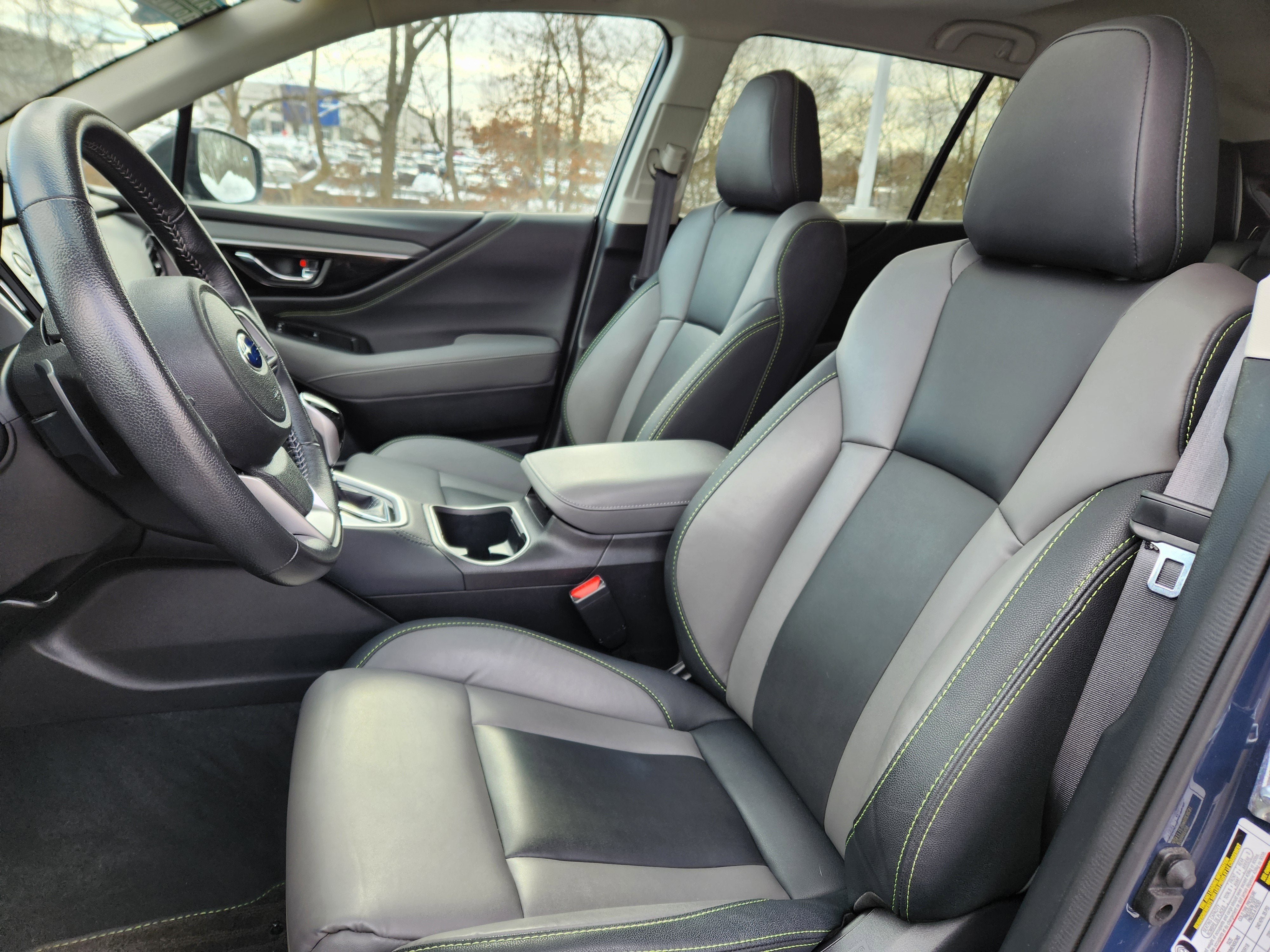 2023 Subaru Outback Onyx Edition Power Moonroof + 11.6 inch Multimedia Navigation S