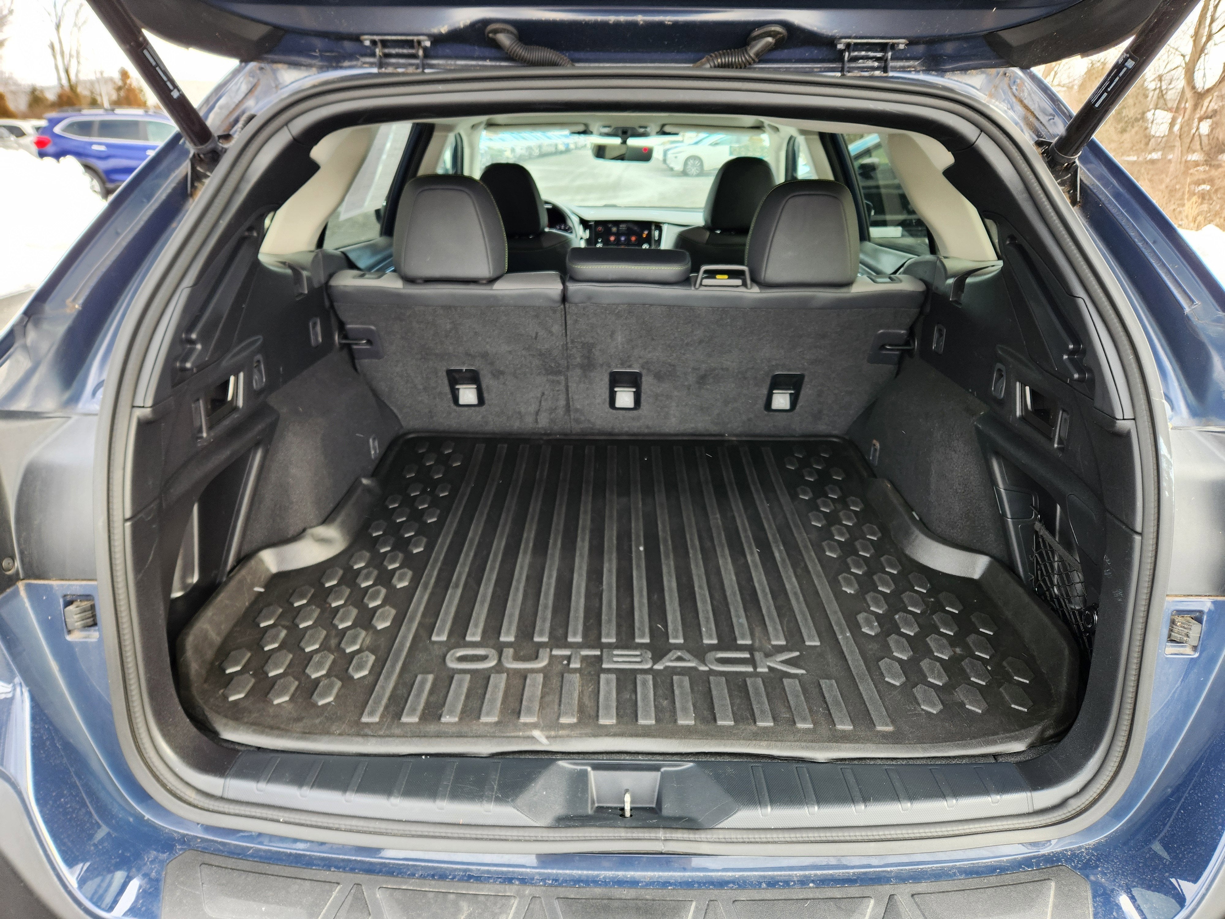 2023 Subaru Outback Onyx Edition Power Moonroof + 11.6 inch Multimedia Navigation S