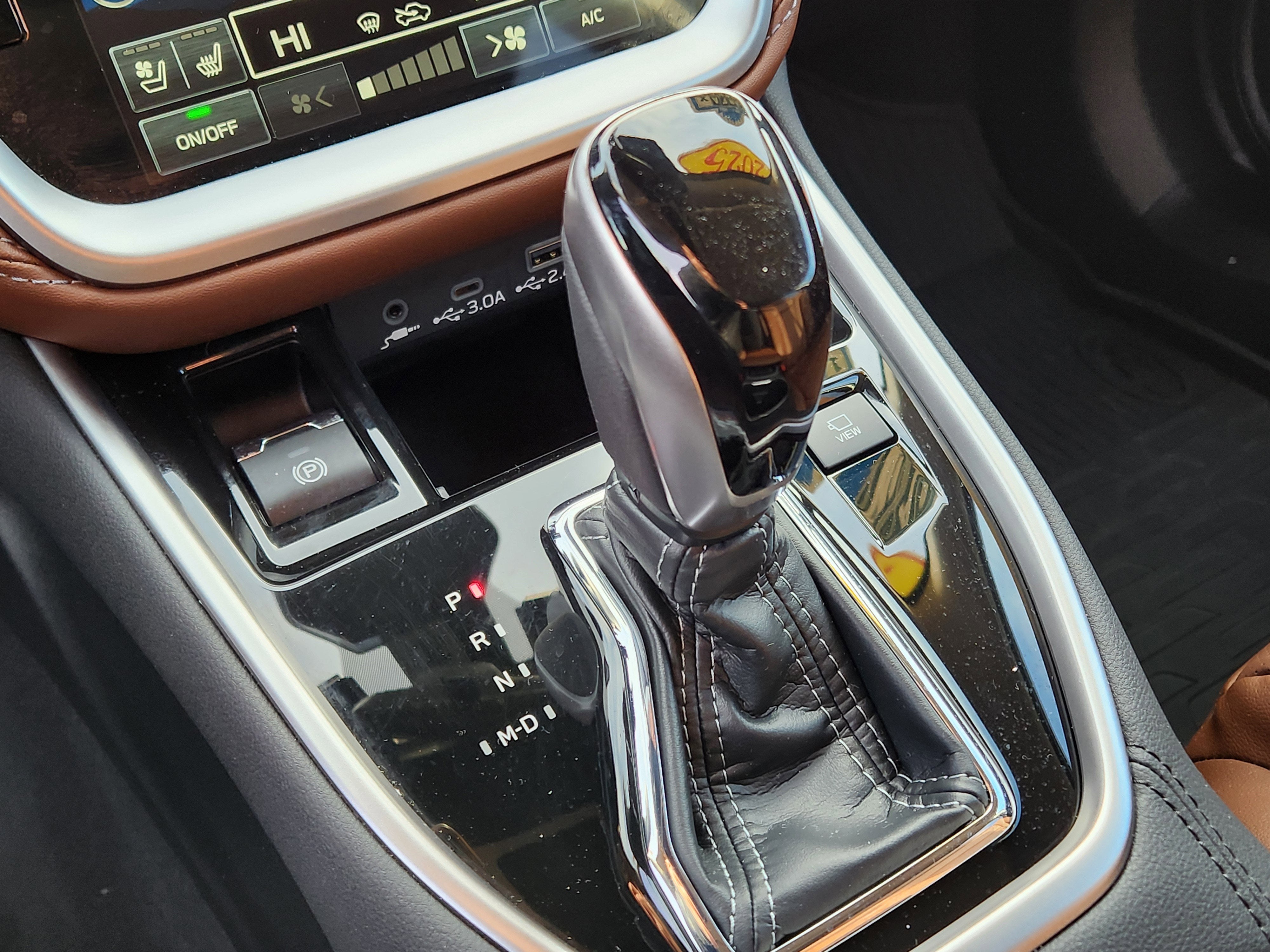 2025 Subaru Outback Touring XT