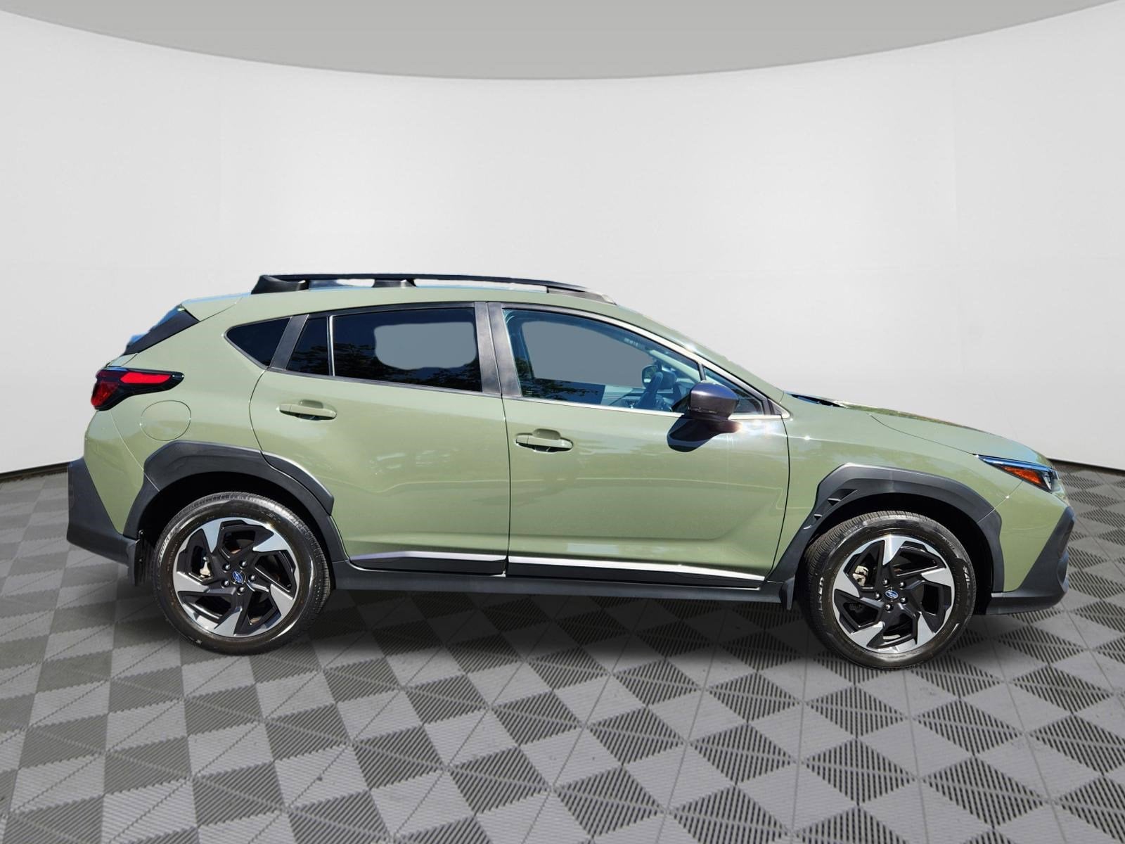 2024 Subaru Crosstrek Limited H/K Audio + Power Moonroof