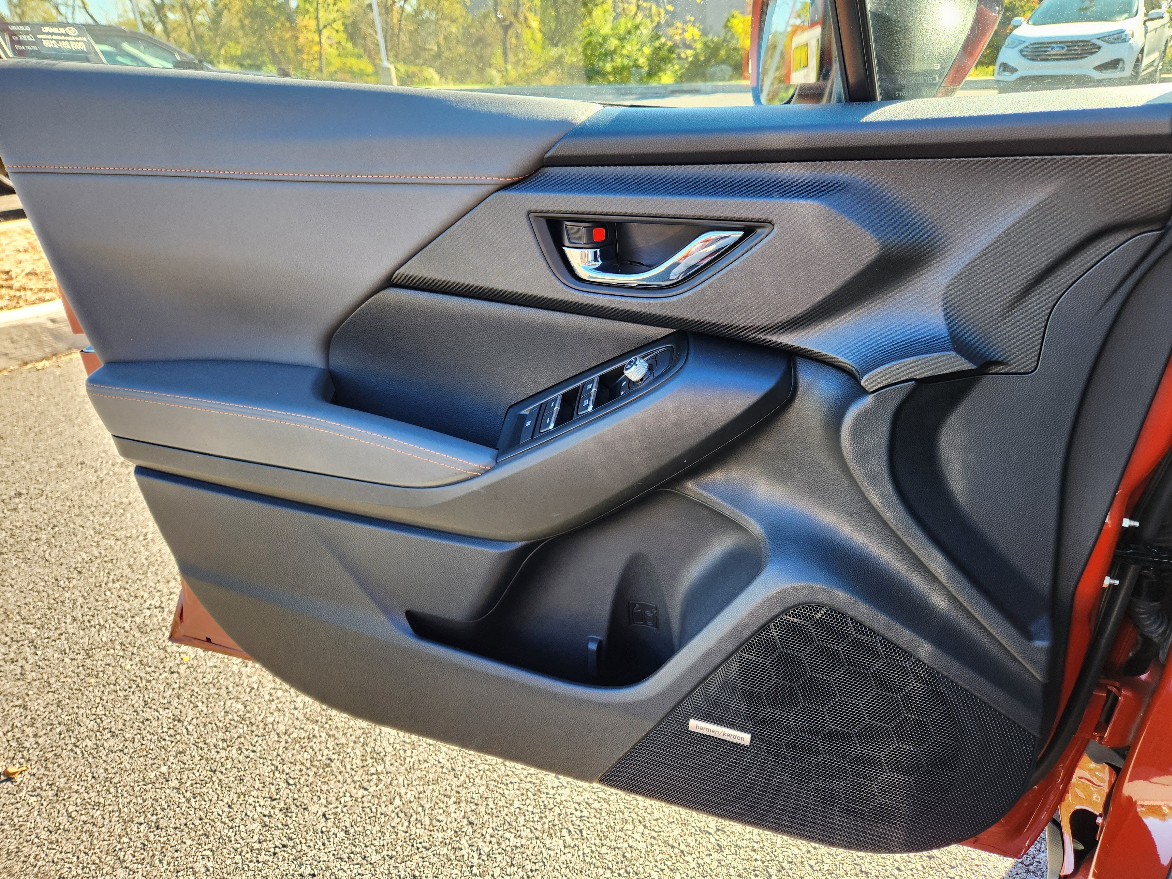 2024 Subaru Crosstrek Limited H/K Audio + Power Moonroof